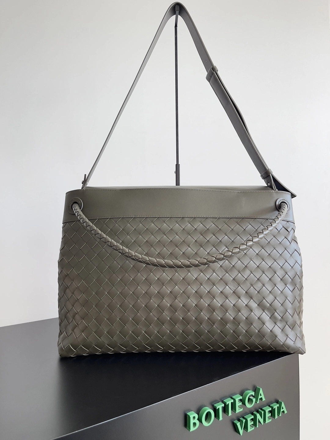 Custombag-- V595t1 805969V2HLD3388 counters quality Andiamo item:E-B100B2747