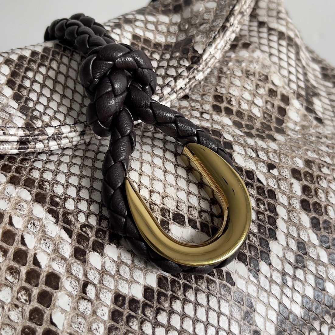 Custombag-- V595t1 806213V41F78331 counters quality snake skin item:E-B100B2752