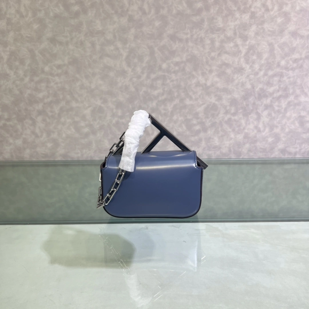 Custombag- 7AS173-ANX2-F1L1O high quality version item：C-B063E2314R