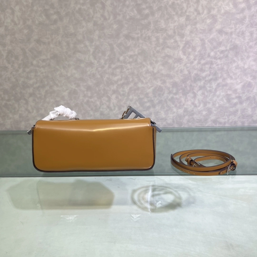 Custombag- 8BS072-ANX2-F1L1L high quality version item：C-B063E2313R