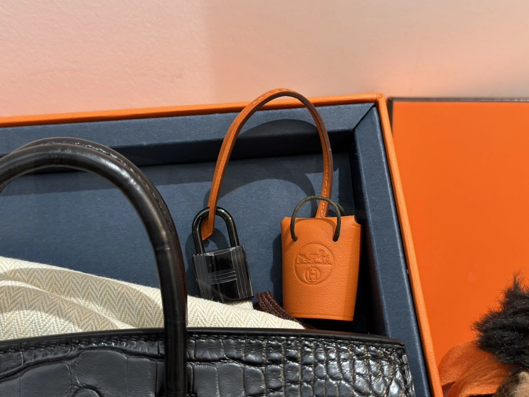 Custombag- H5r75s counters quality H082631CYAA item：E-B007I2598H