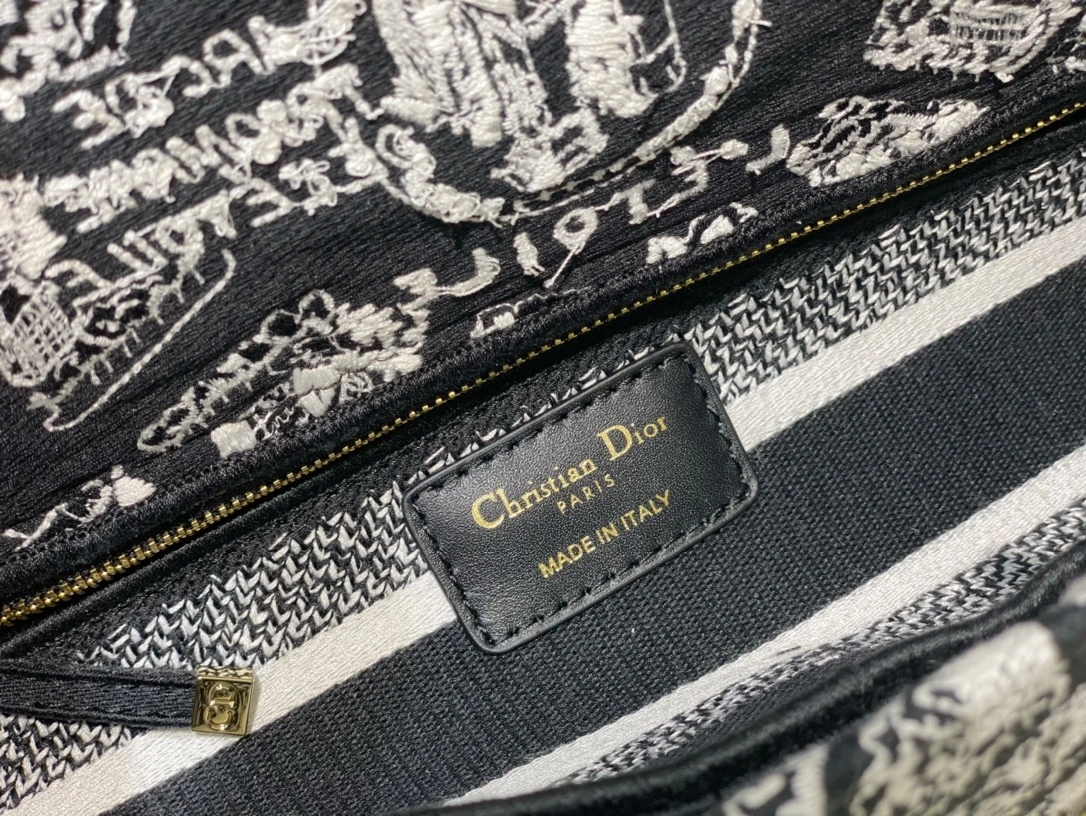 Custombag--M0565OOMP_M993 M0565OOMP-M993 high quality version item：C-B063E2333R