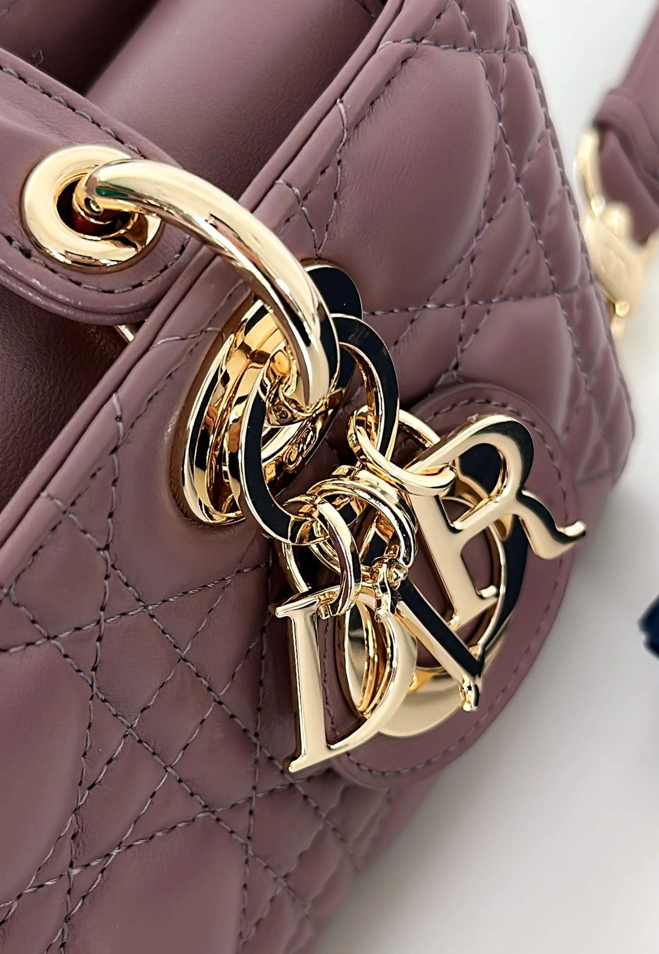 Custombag- M0613ONGE-M81P high quality version item：C-B007F1856R