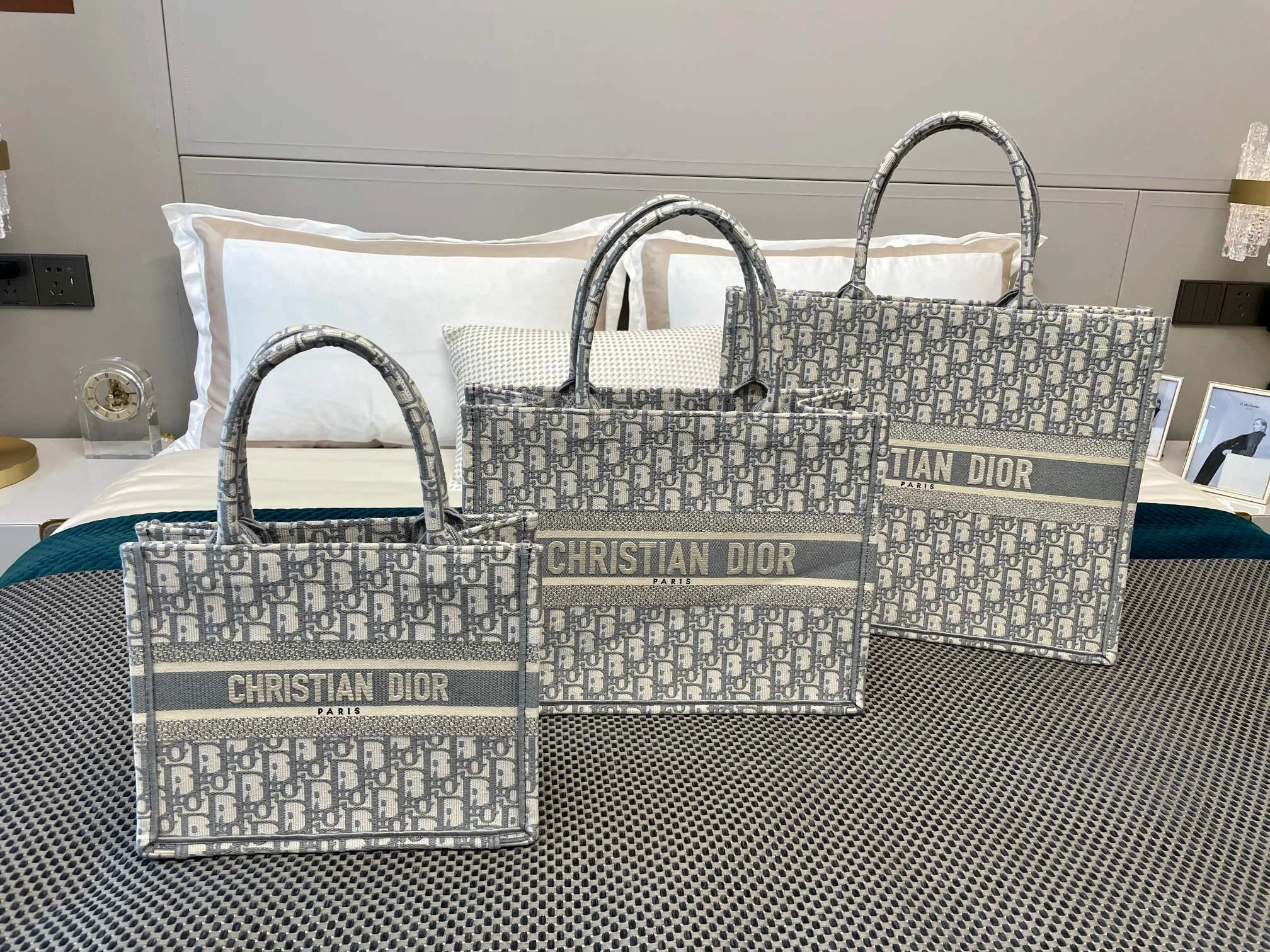 Custombag--M1296ZRIW_M20I M1286ZRIW-M932 high quality version item：C-B803D2005