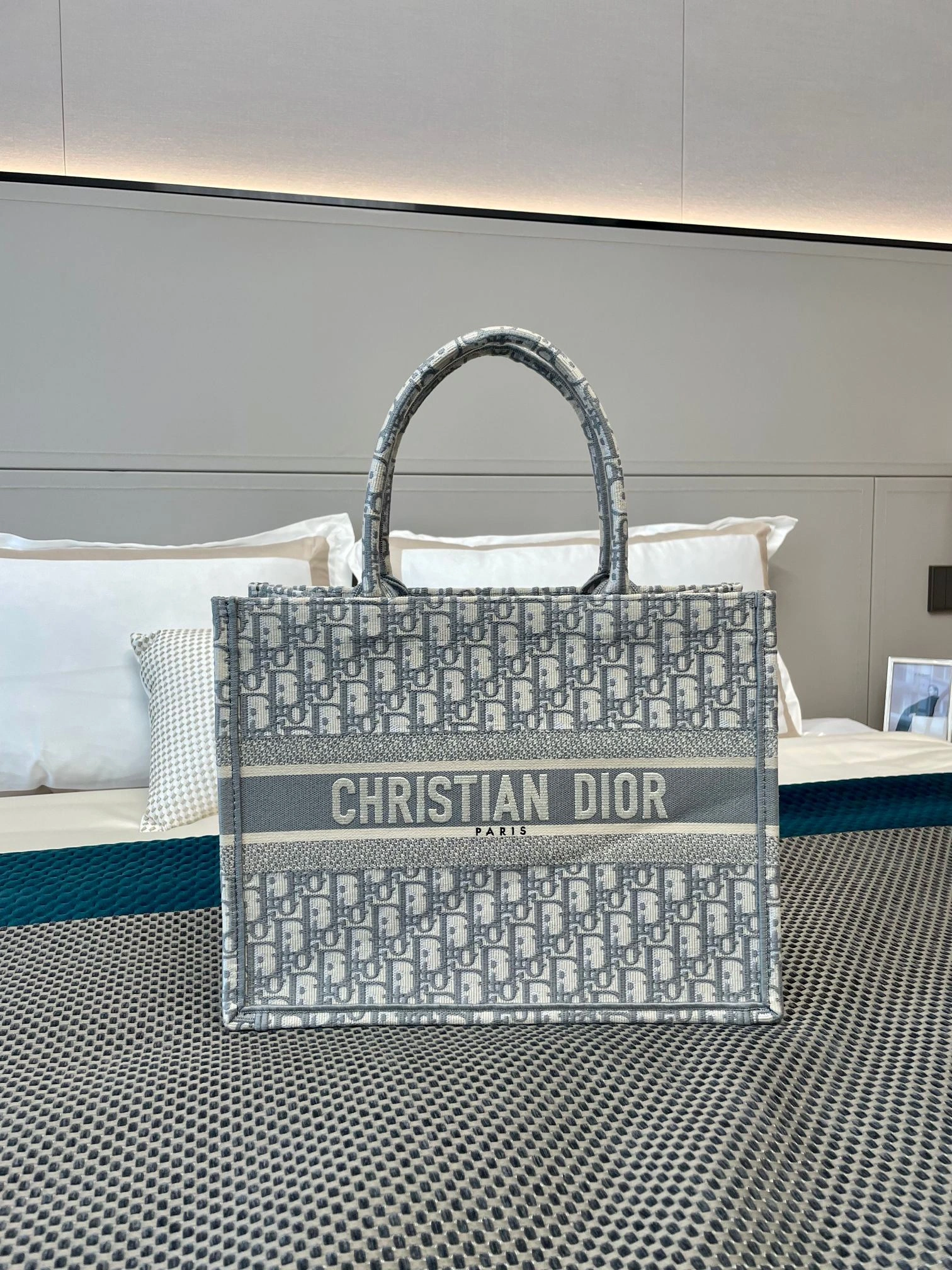 Custombag--M1296ZRIW_M20I M1286ZRIW-M932 high quality version item：C-B803D2005