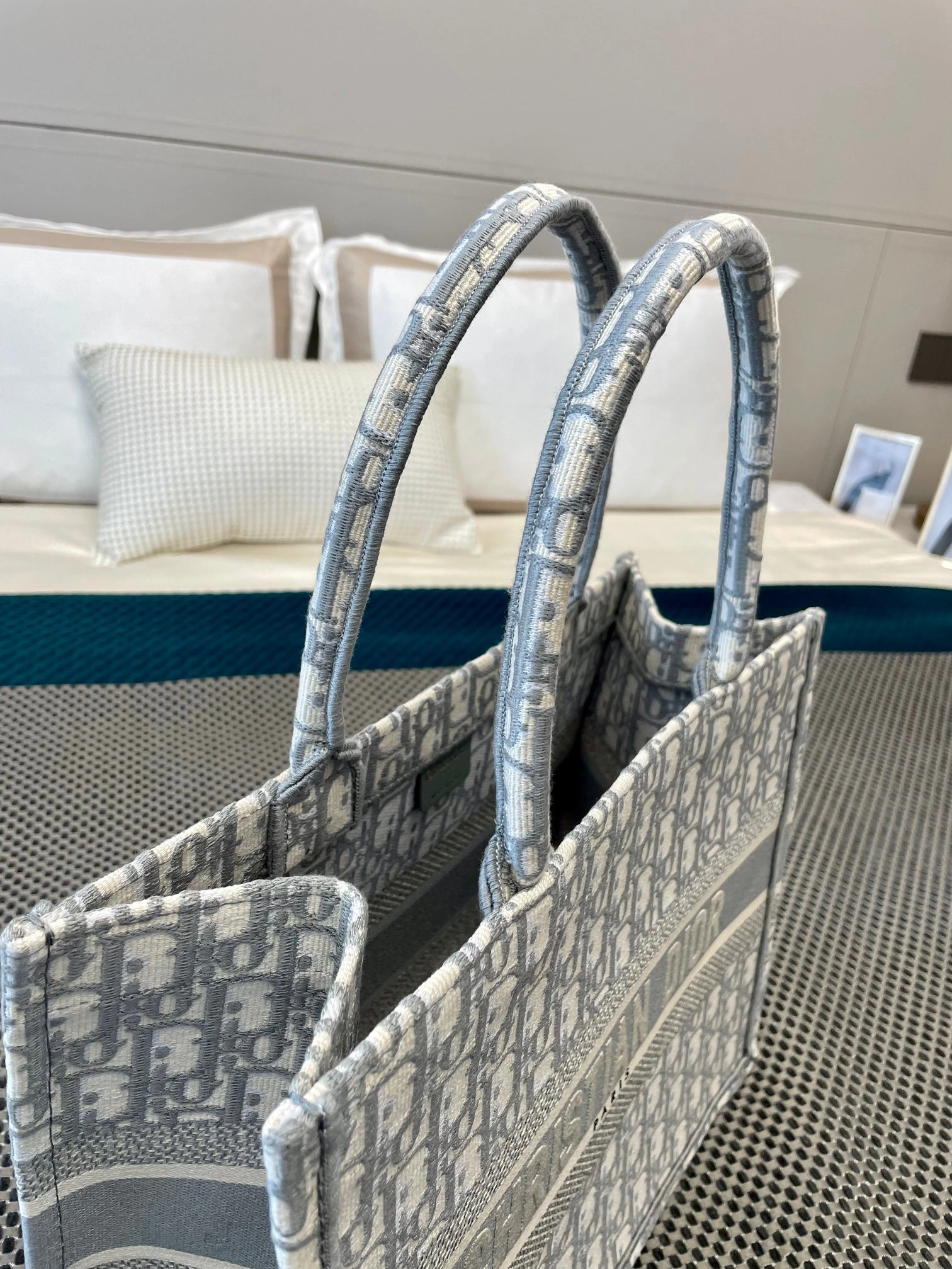 Custombag--M1296ZRIW_M20I M1286ZRIW-M932 high quality version item：C-B803D2005