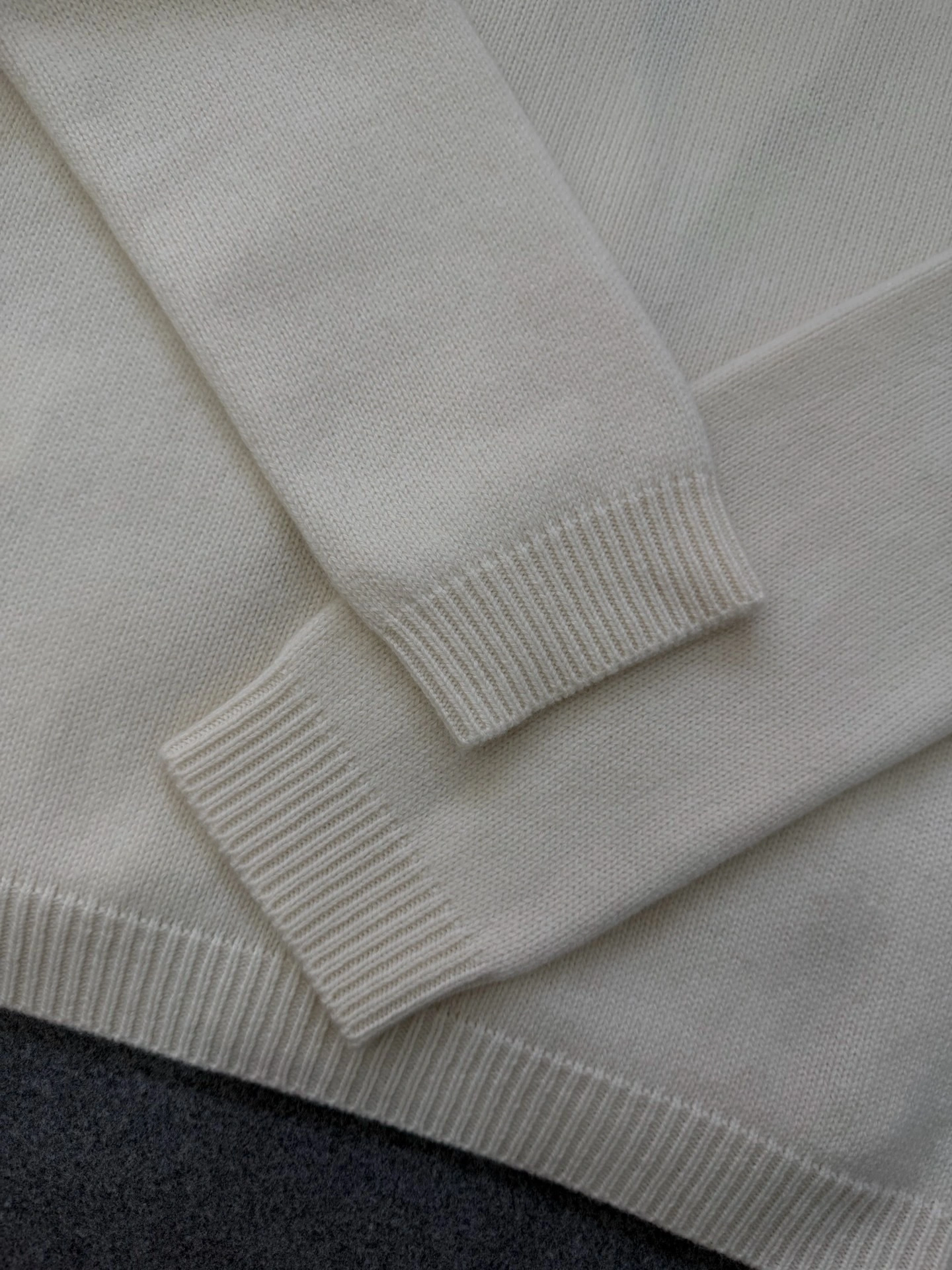 Bald Eagle -- 8V high quality version 30 cashmere 70 wool embroidery item:E-F801L1927H