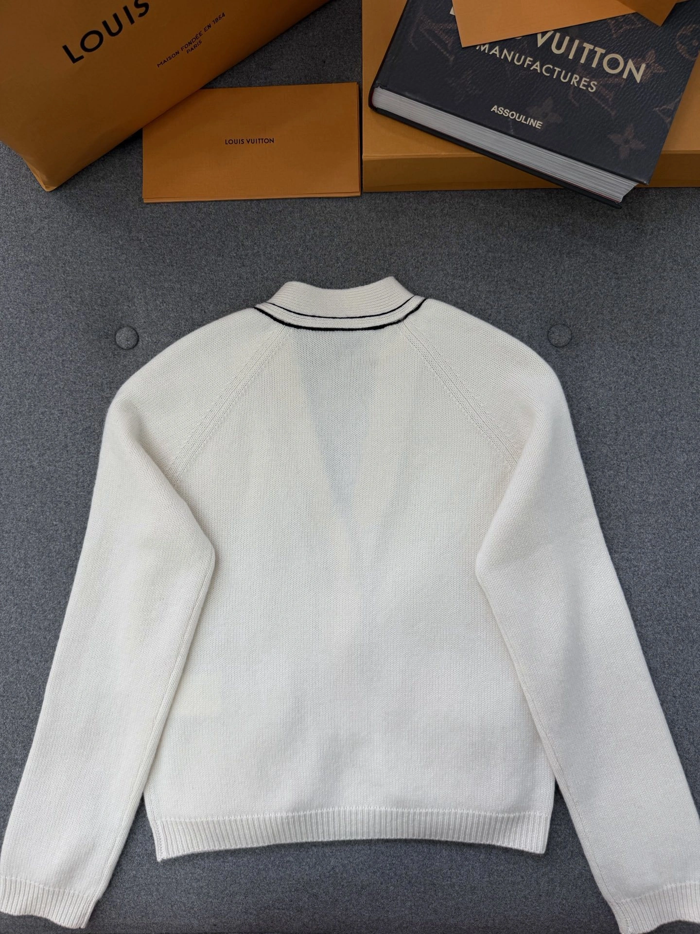 Bald Eagle -- 8V high quality version 30 cashmere 70 wool embroidery item:E-F801L1927H