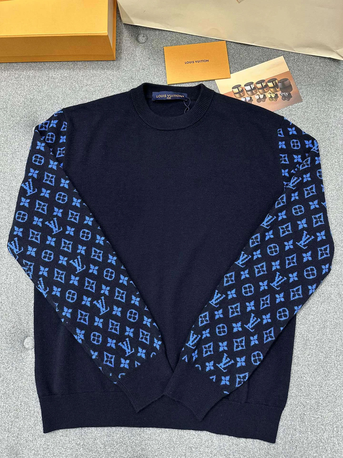 Bald Eagle-- 8V high quality version cashmere Extrafine Merino Wool item: E-F801I2946H