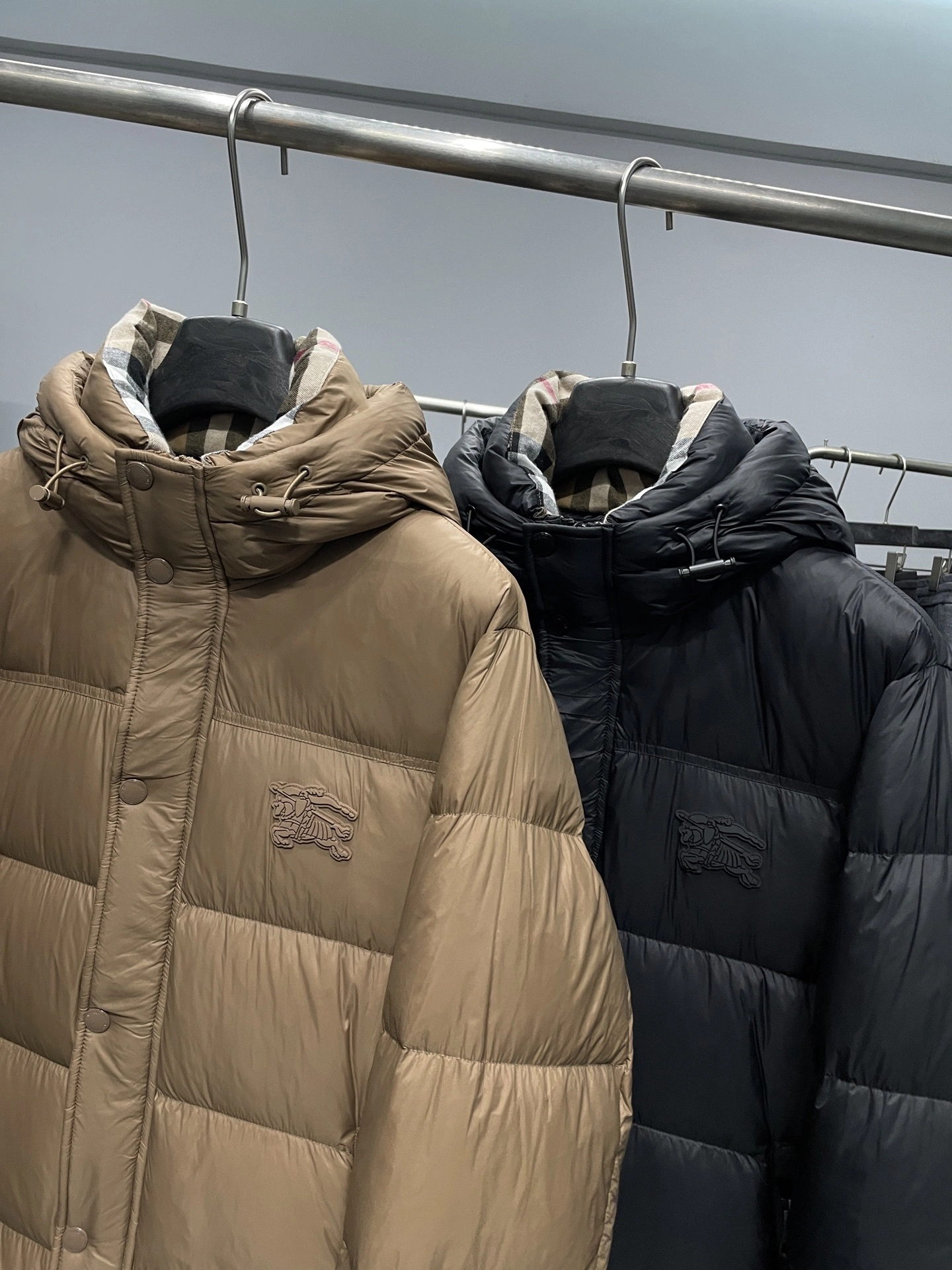 Bald Eagle- 2ur25rry high quality version Down jacket nylon 2Colour item:E-F360K1077-2