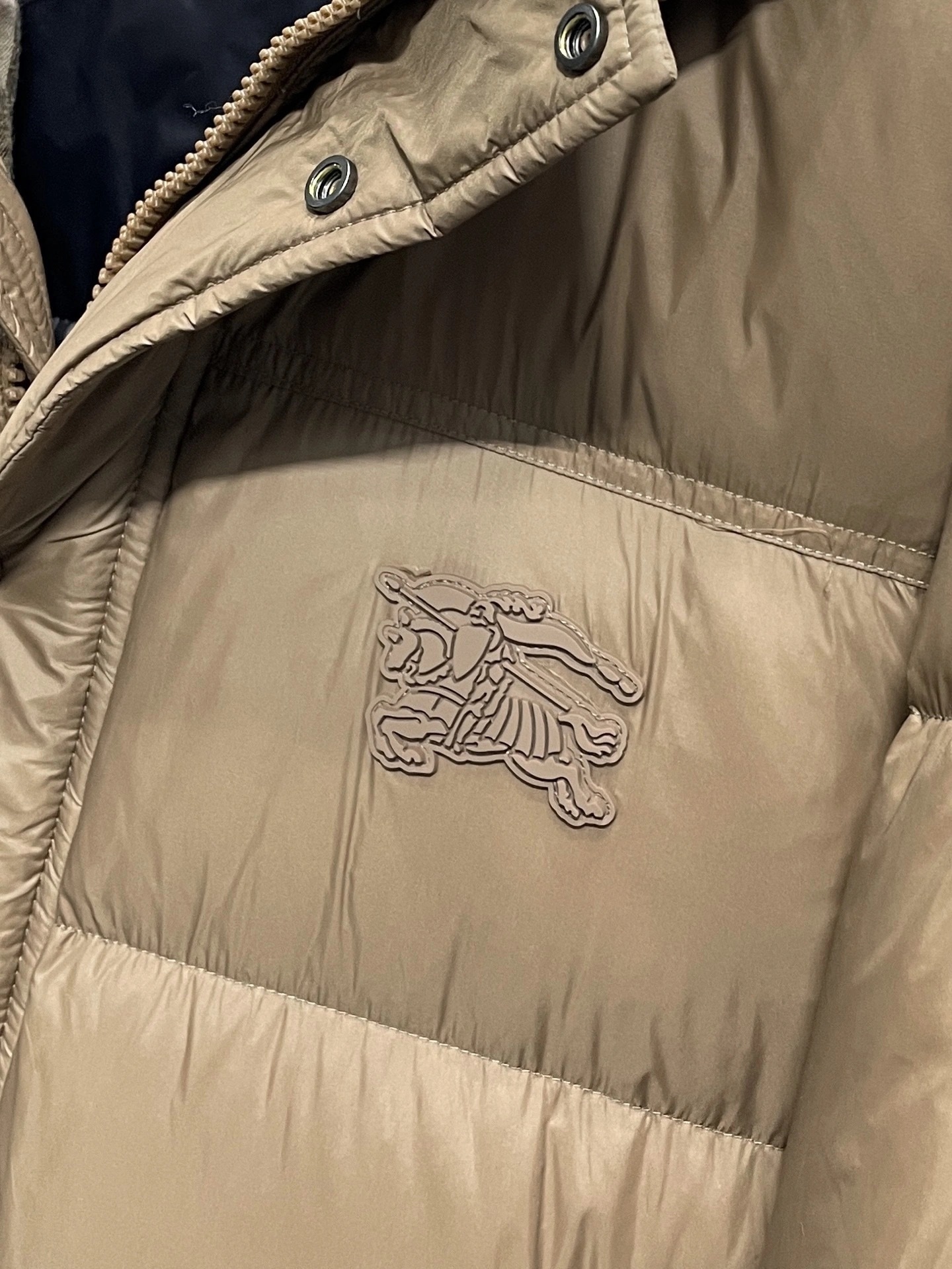 Bald Eagle- 2ur25rry high quality version Down jacket nylon 2Colour item:E-F360K1077-2