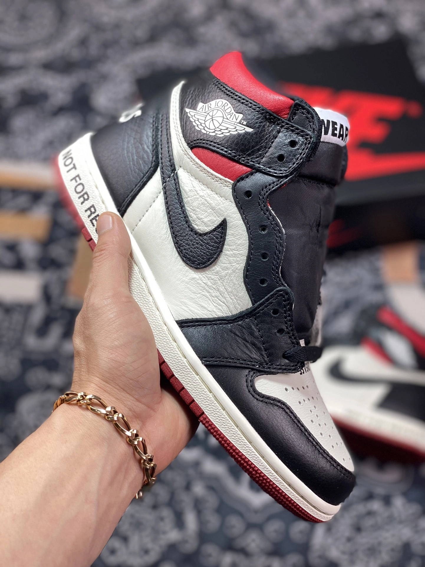 &Flying Pigs -- Retro High NRG Not For Resale 861428 106 item:C-X578H1418Y