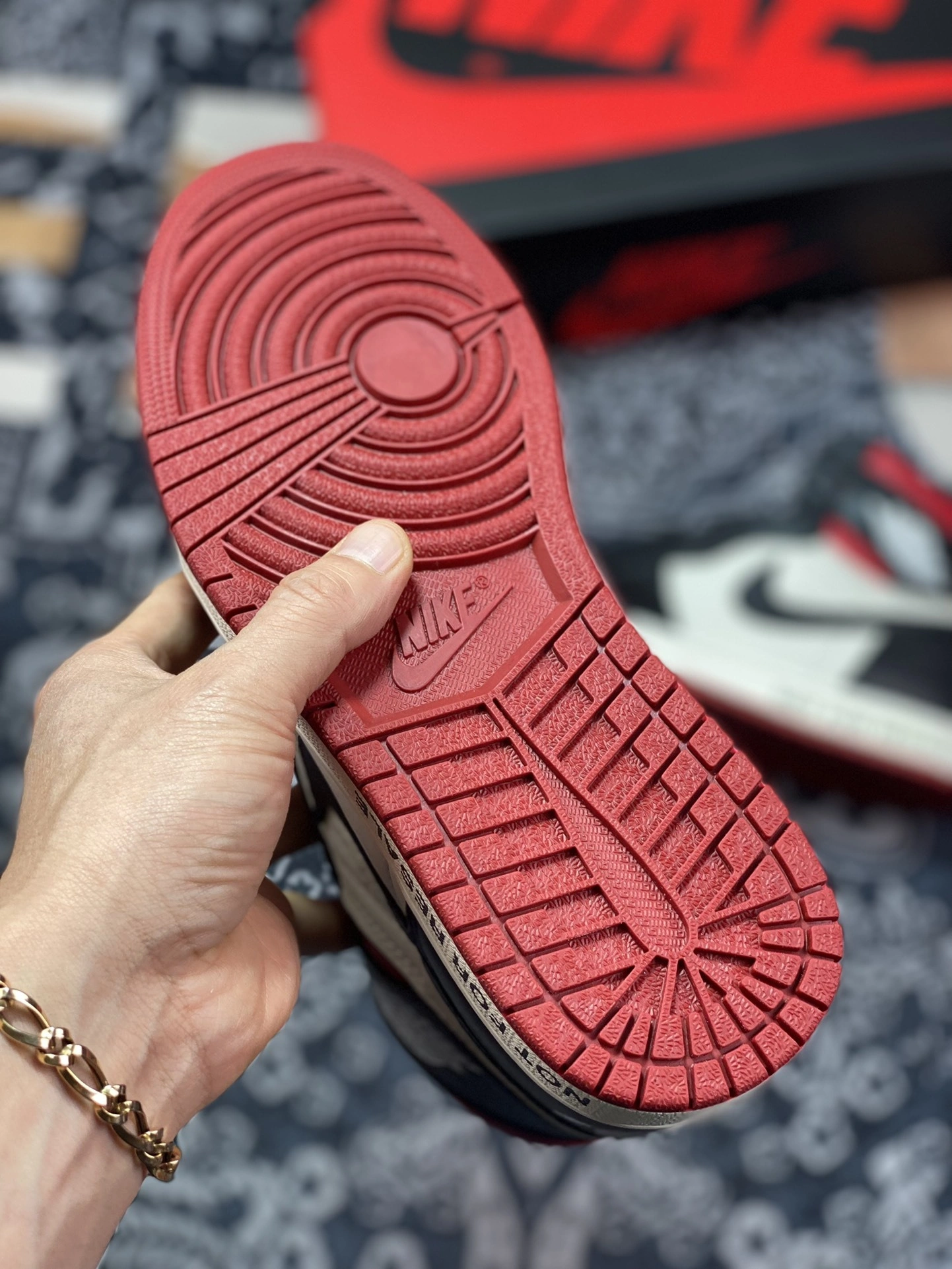 &Flying Pigs -- Retro High NRG Not For Resale 861428 106 item:C-X578H1418Y