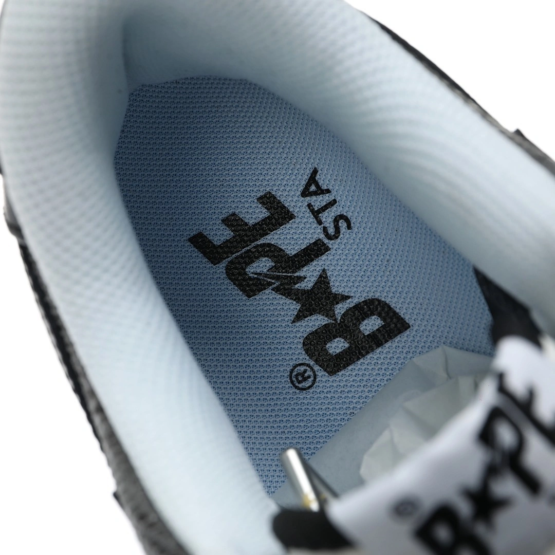 Flying Pigs -- "Snakeskin" 1I80-191-009 item:C-X067H1431Y