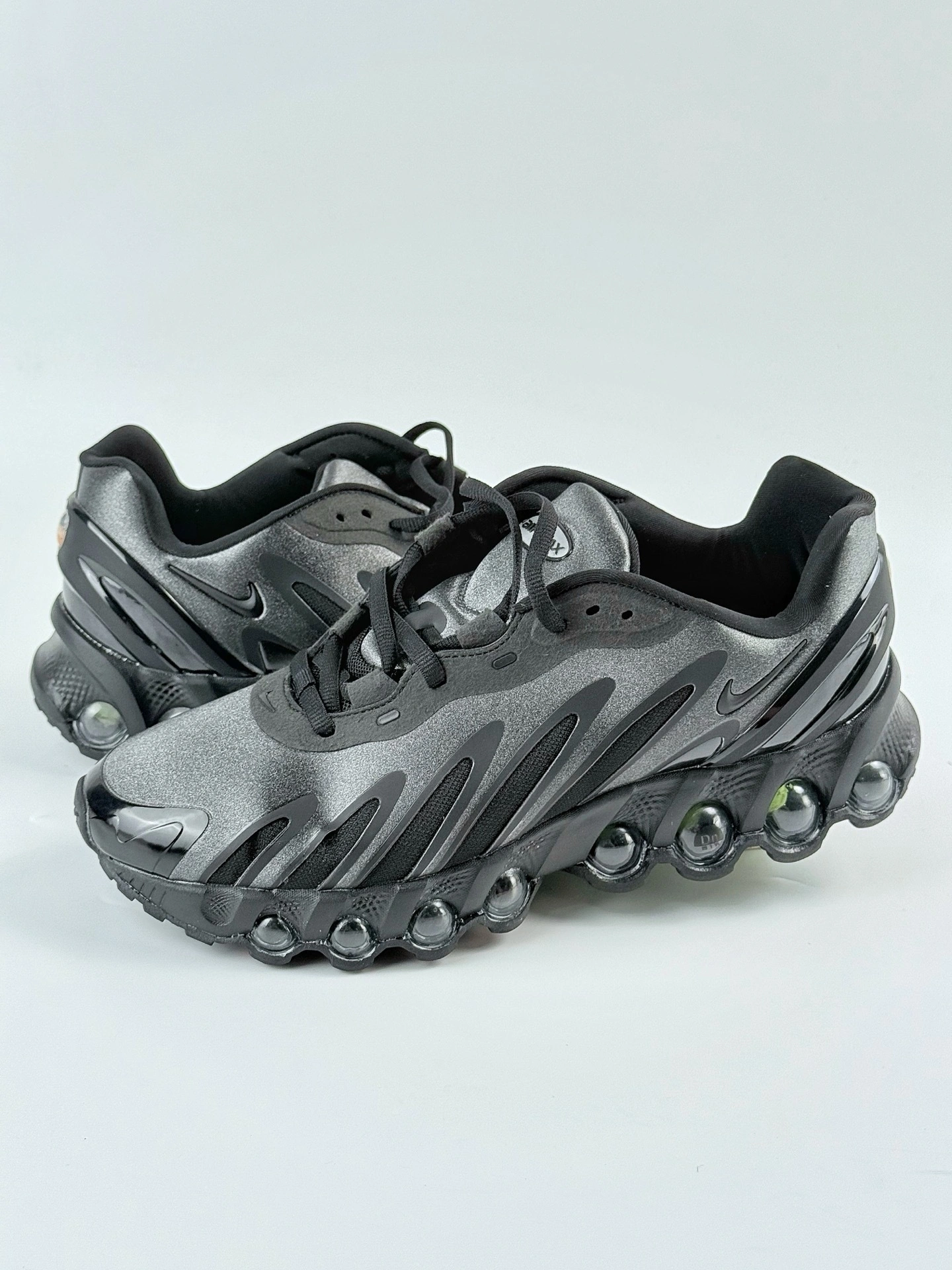 Flying Pigs — 9ik5 HF5509-002 item:E-YX575F060417