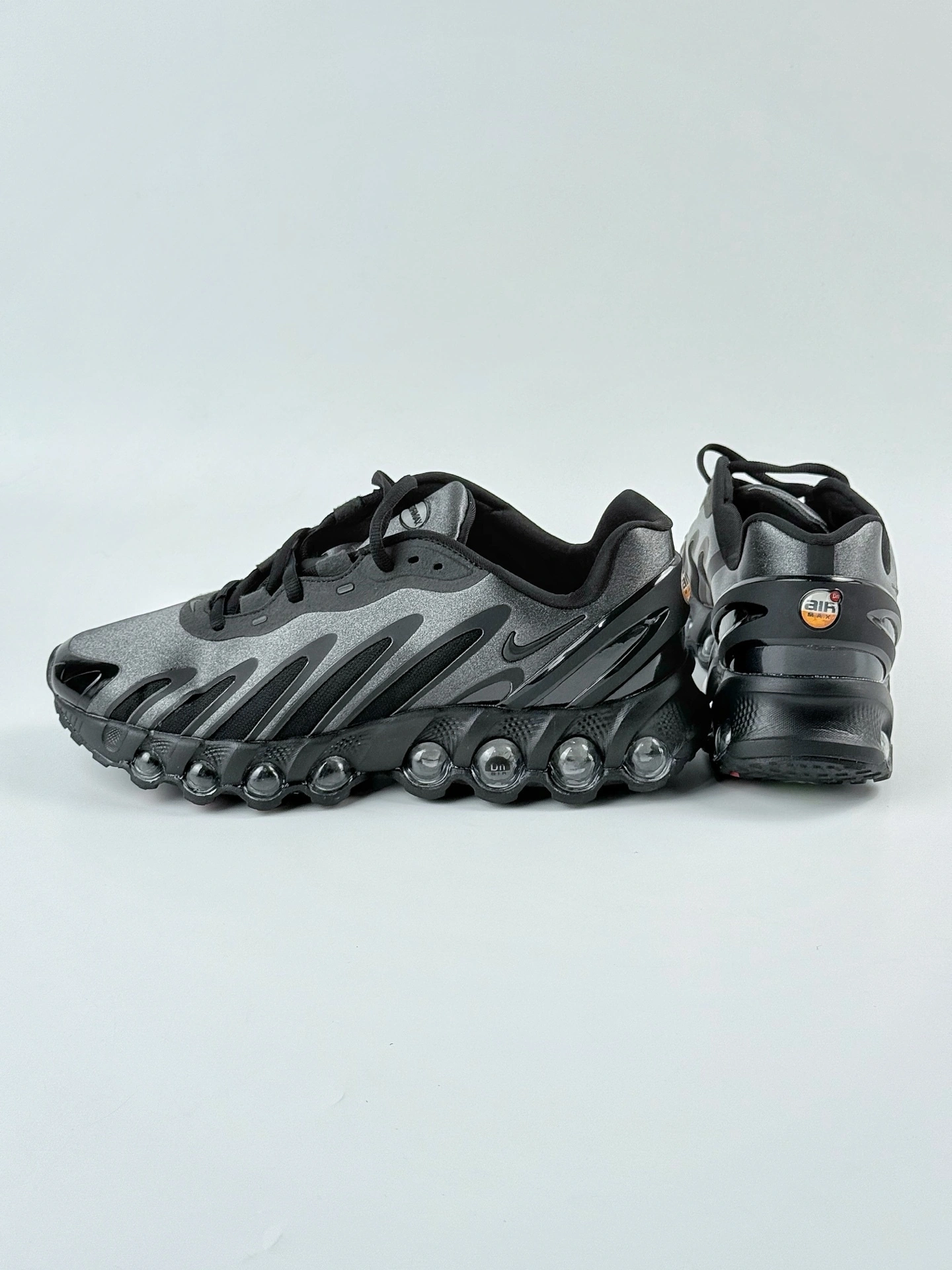 Flying Pigs — 9ik5 HF5509-002 item:E-YX575F060417