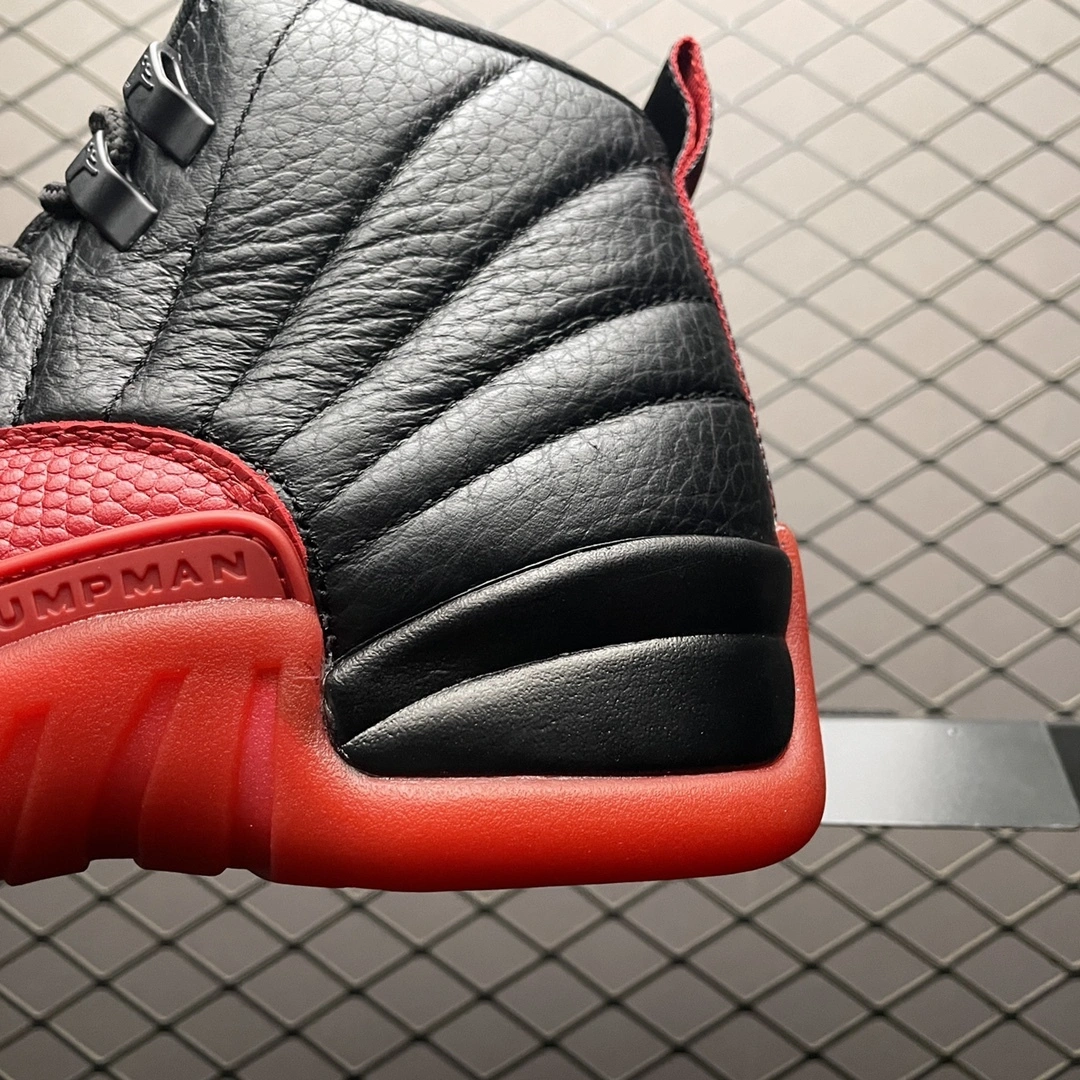 Flying pig-- " Flu Game" 130690-002 item: D-X319A2802