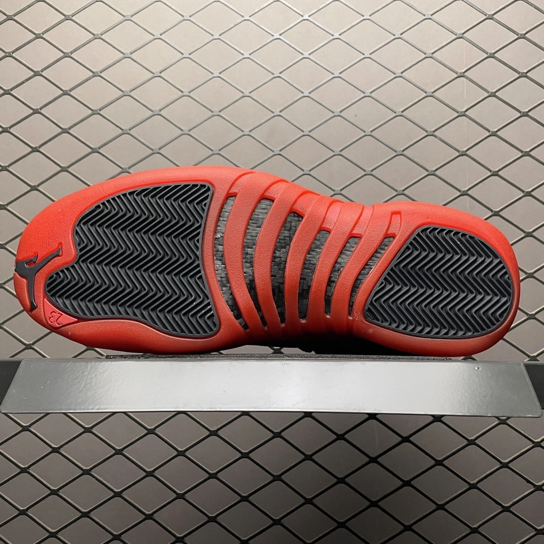 Flying pig-- " Flu Game" 130690-002 item: D-X319A2802