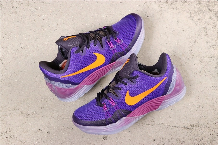 Flying pig- --Kobe Venomenon 5 ep 815757-585 item:C-X031C27102