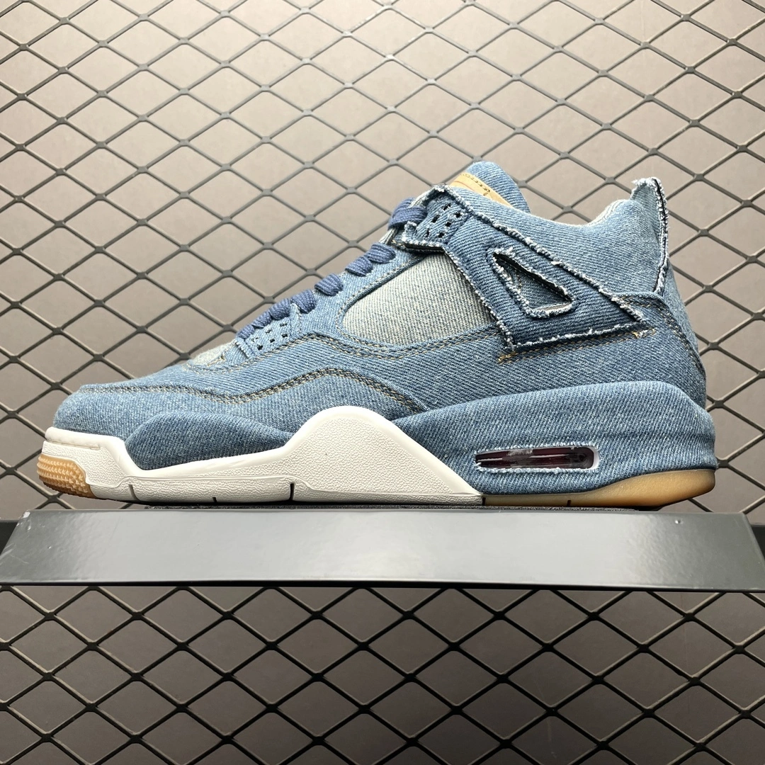 Flying pig-- " Levi's " AO2571-401 item: D-X319A2757