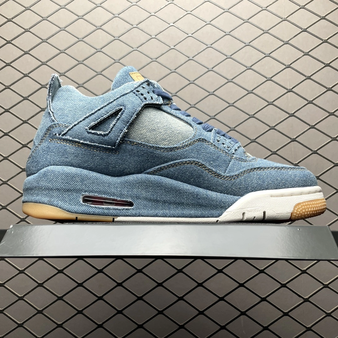 Flying pig-- " Levi's " AO2571-401 item: D-X319A2757