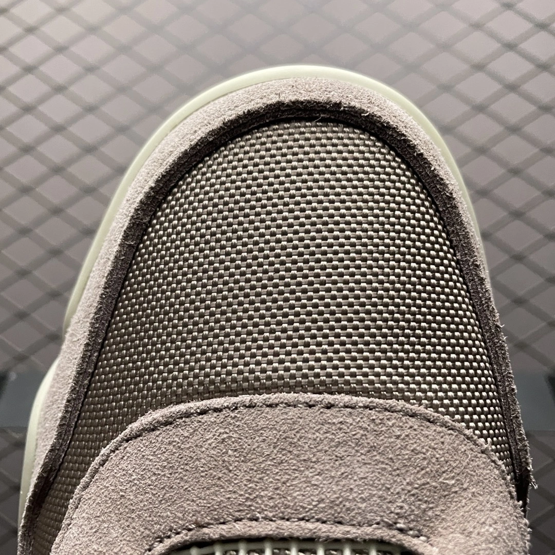 Flying pig-- " Taupe Haze " DJ5718-242 item: D-X319A2767