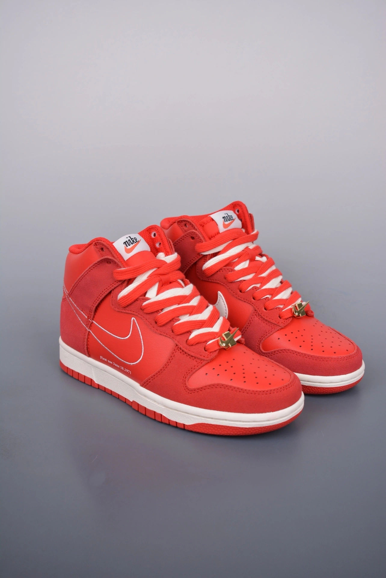 Flying pig-- " University Red " DH0960-600 item: C-X000J2045V