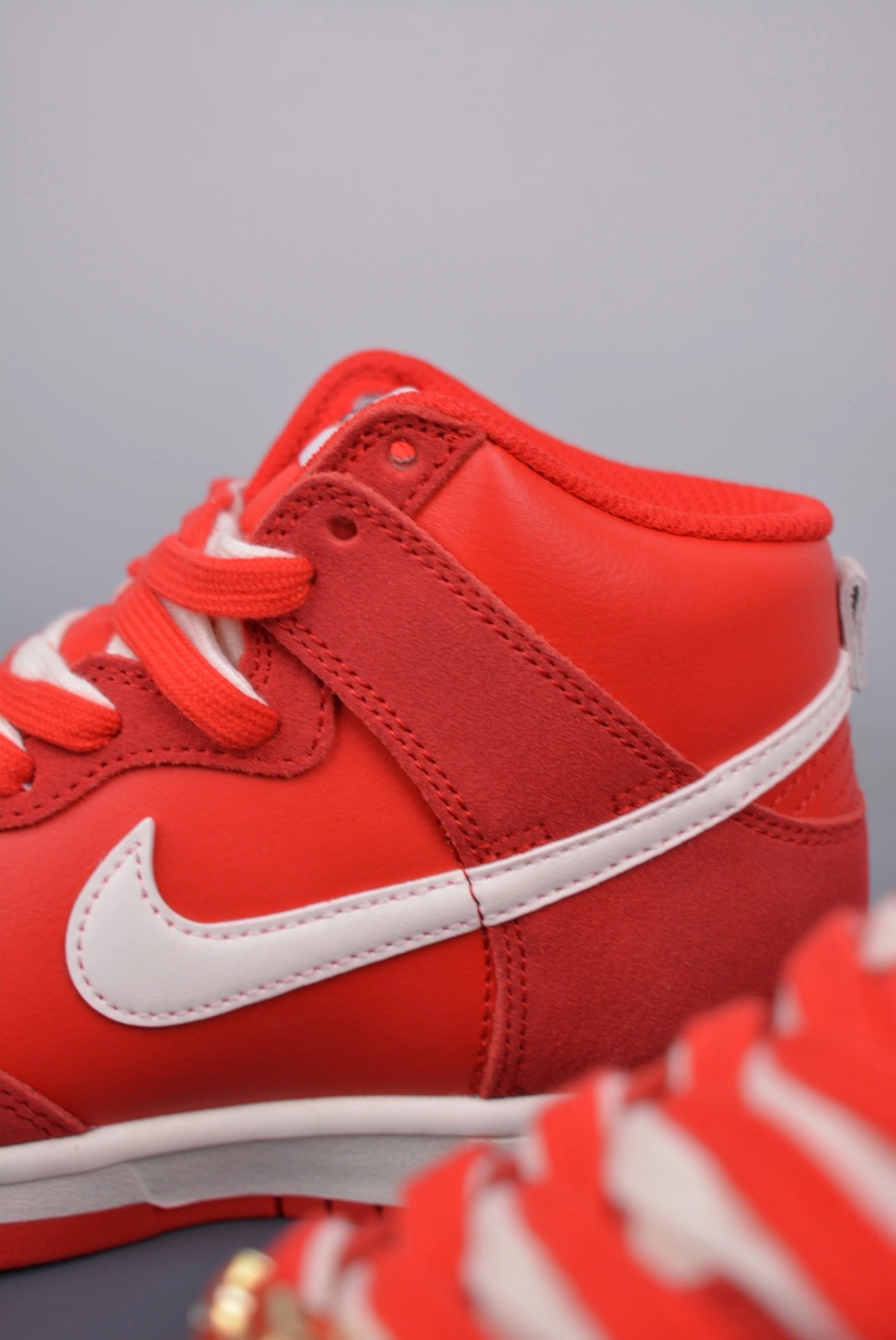 Flying pig-- " University Red " DH0960-600 item: C-X000J2045V