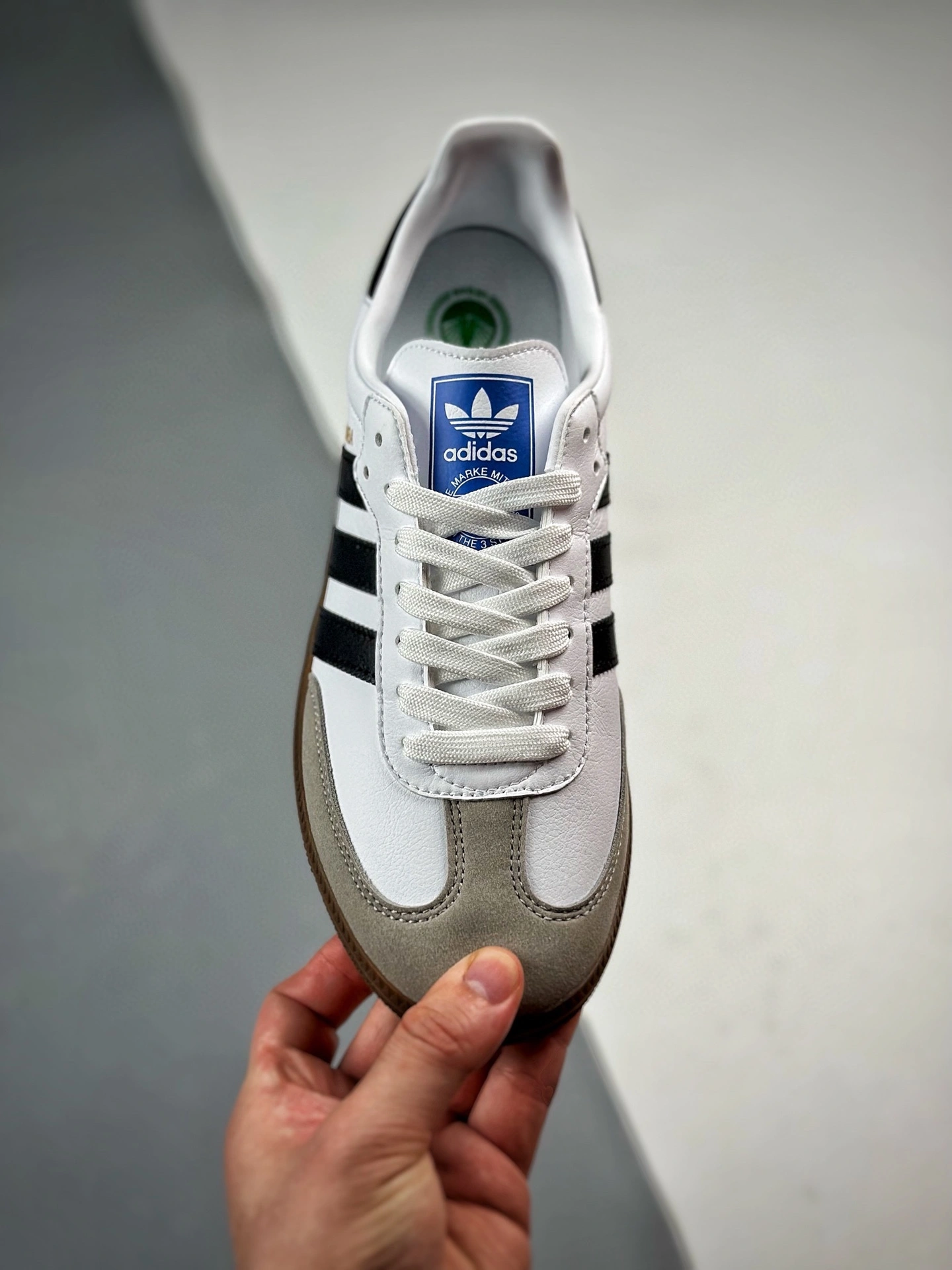 Flying pig-- 14i41s FW2427 Samba VEGAN item: E-X123L2532B