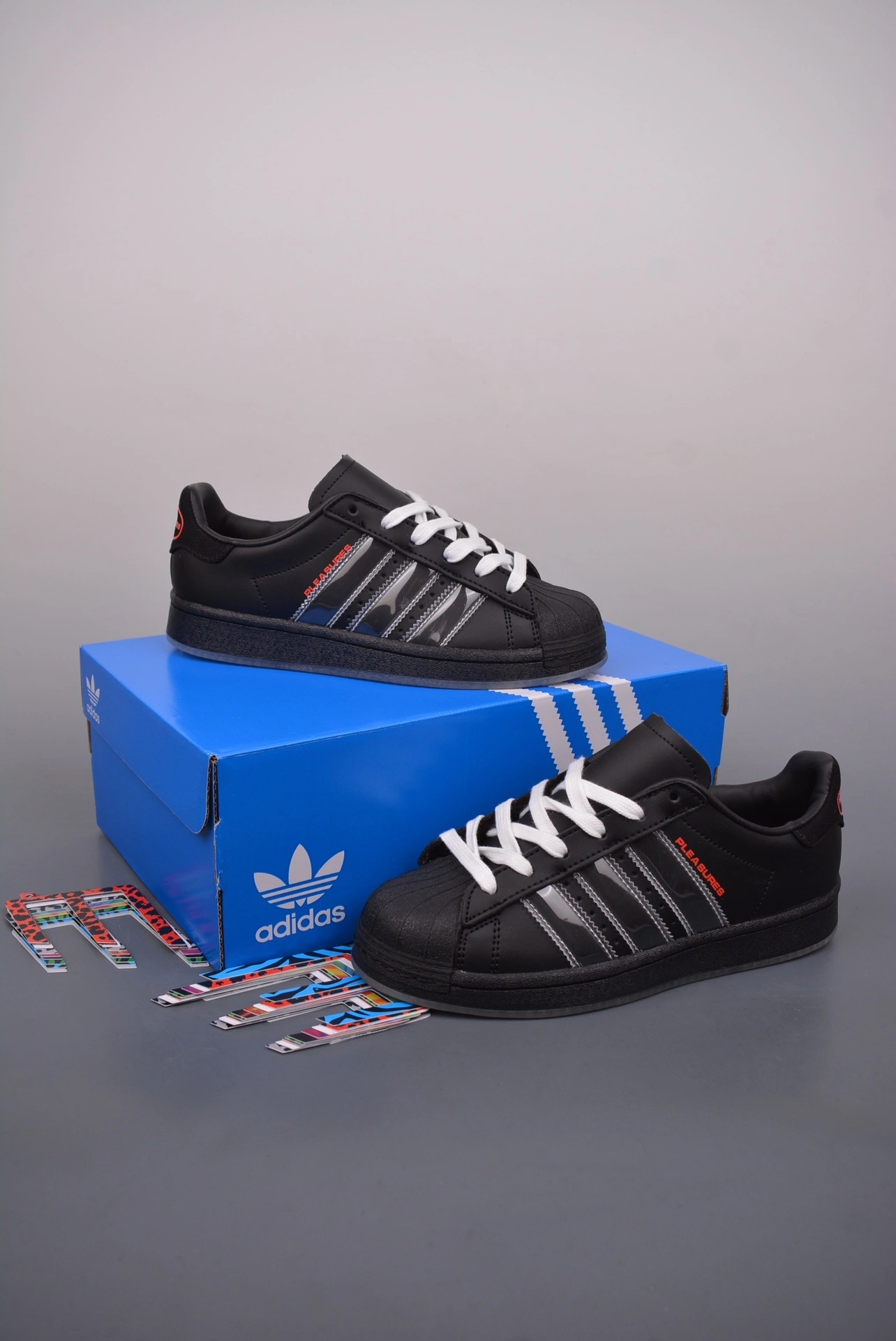 Flying pig-- 14i41s GY5691 Originals Superstar item: E-X575L2401B