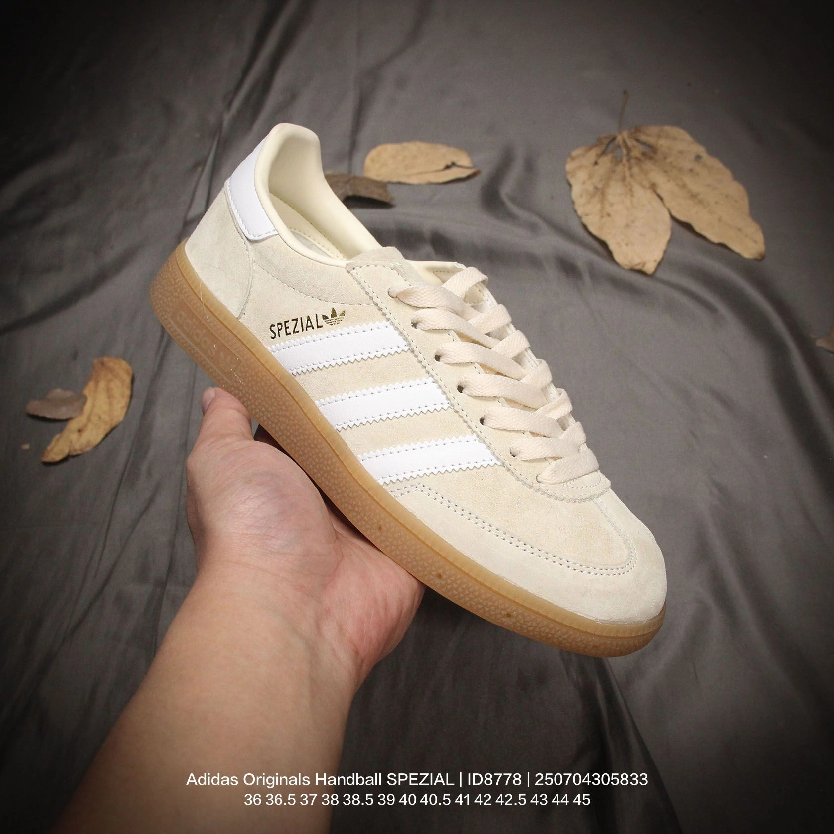 Flying pig-- 14i41s ID8778 Originals Handball SPEZIAL item: E-X000L2510B