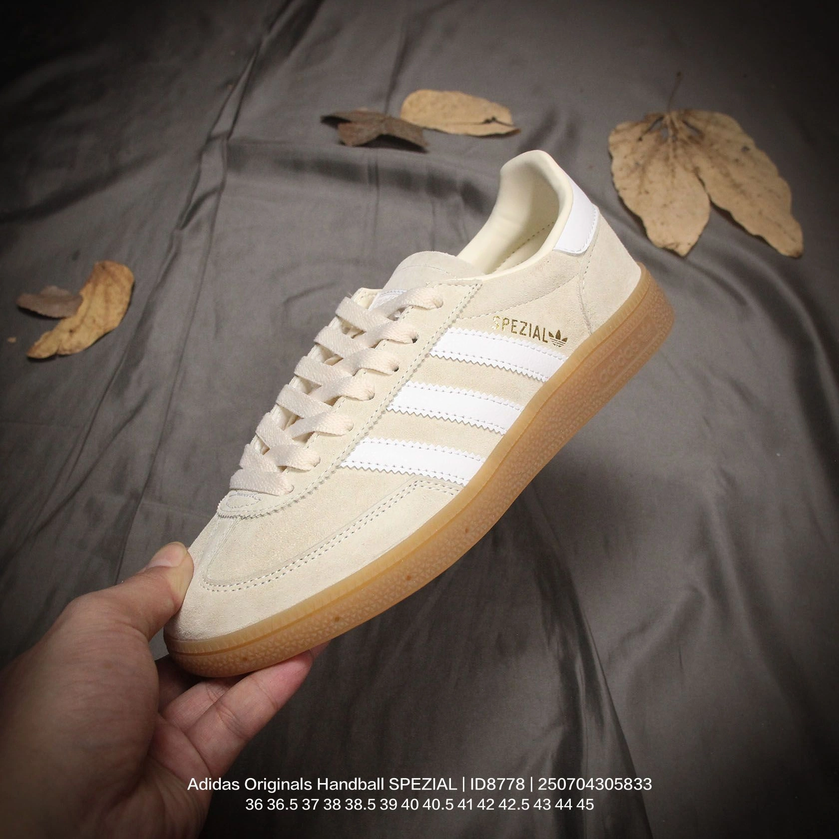 Flying pig-- 14i41s ID8778 Originals Handball SPEZIAL item: E-X000L2510B