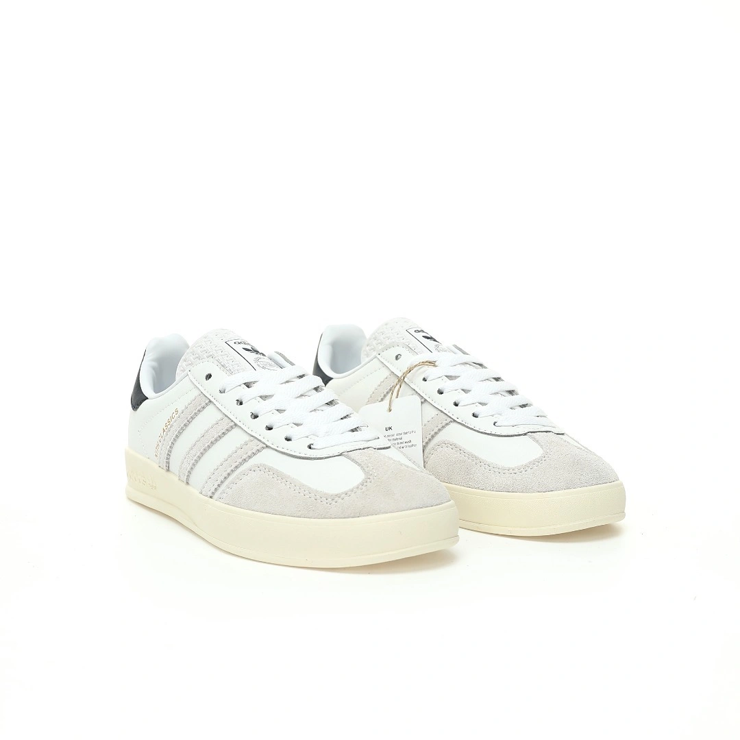 Flying pig-- 14i41s IE2572 KITH x Gazelle Indoor Trainers item: E-X000L2403B
