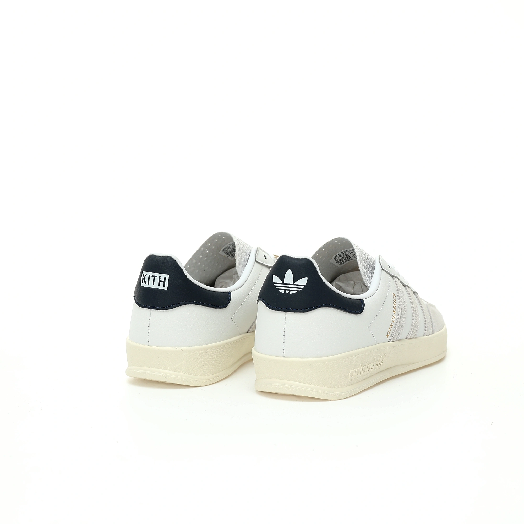Flying pig-- 14i41s IE2572 KITH x Gazelle Indoor Trainers item: E-X000L2403B