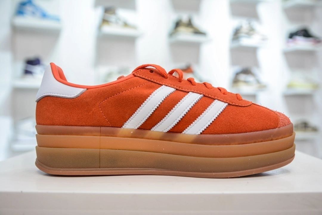 Flying pig-- 14i41s IG8672 Ad Originals Gazelle Bold item: E-X000L2516B