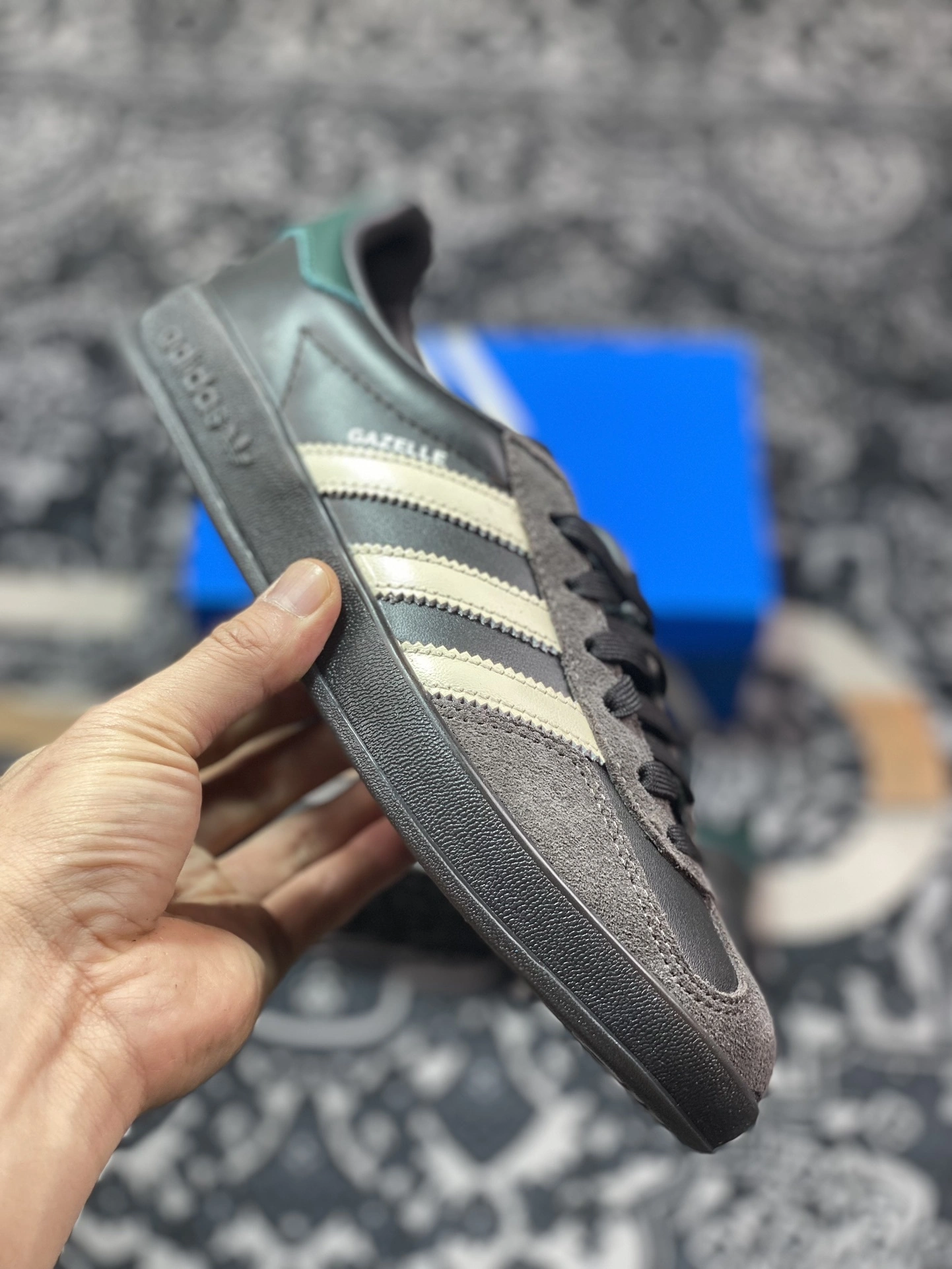 Flying pig-- 14i41s IH0374 Gazelle Indoor Trainers item: E-X000L2431B