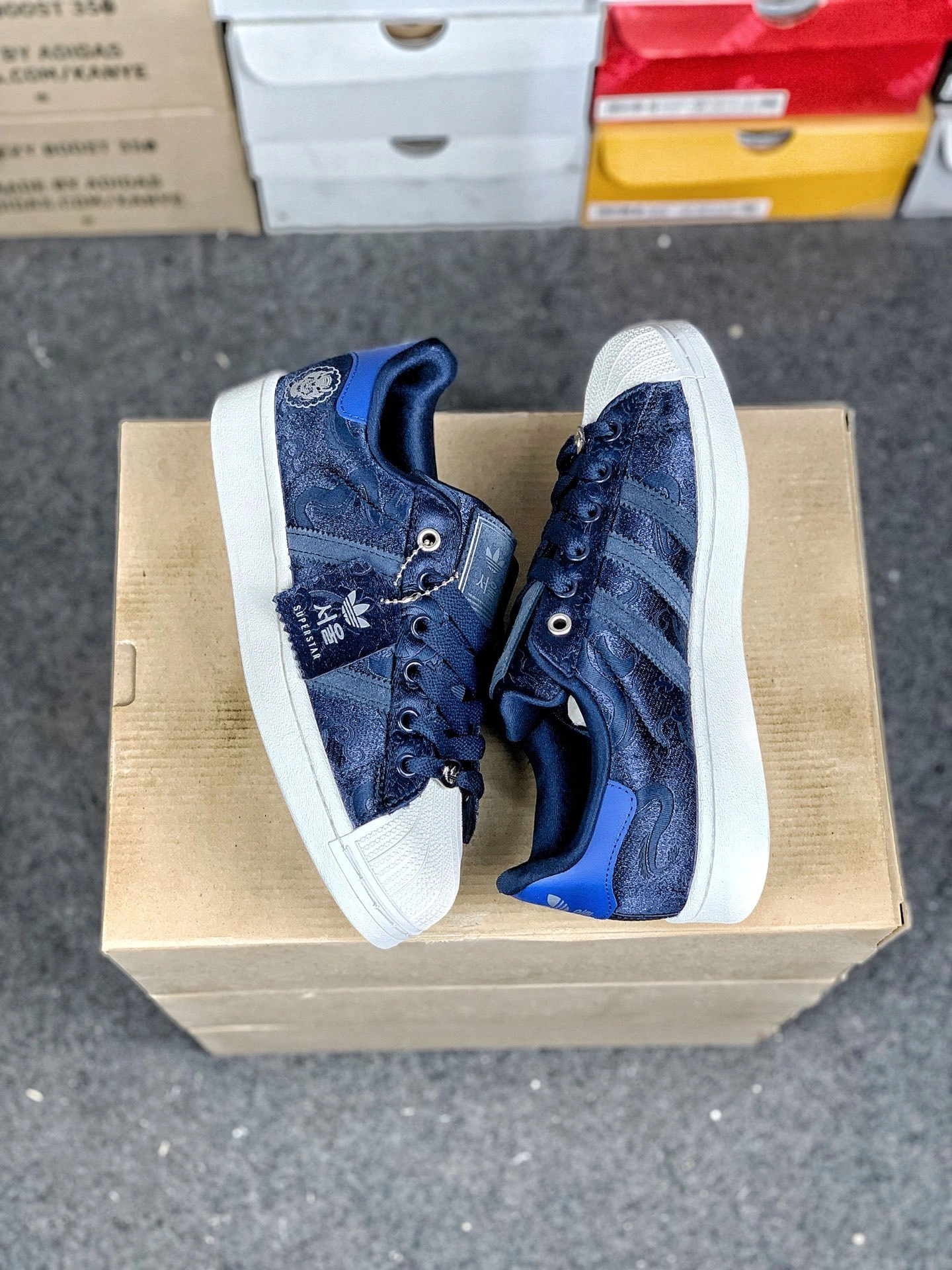 Flying pig-- 14i41s JI0108 X Originals Supetar Seoul item: E-X000L2211B