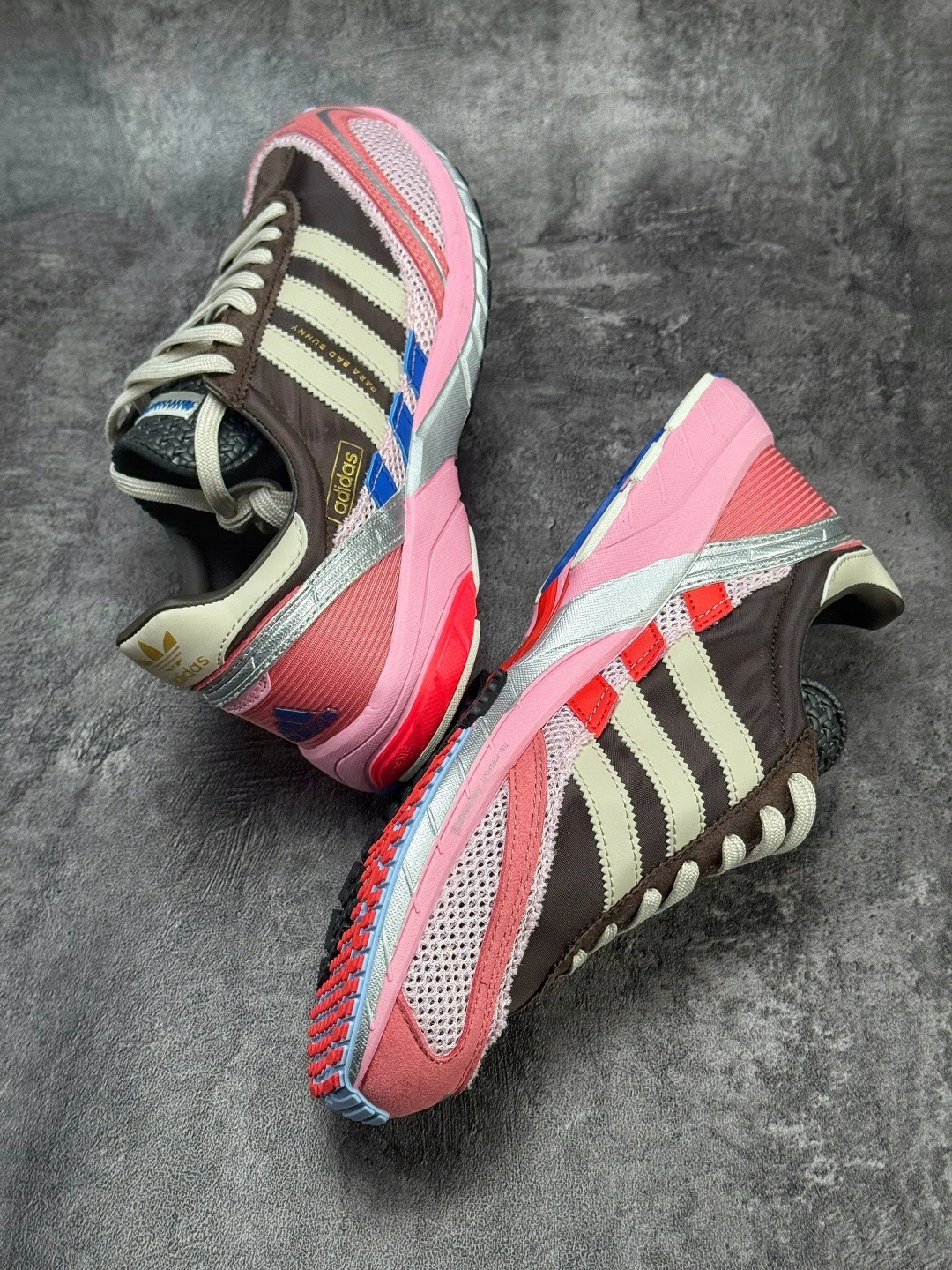 Flying pig-- 14i41s JP5997 Bad Bunny x originals SL 72 item: E-X070L2234B