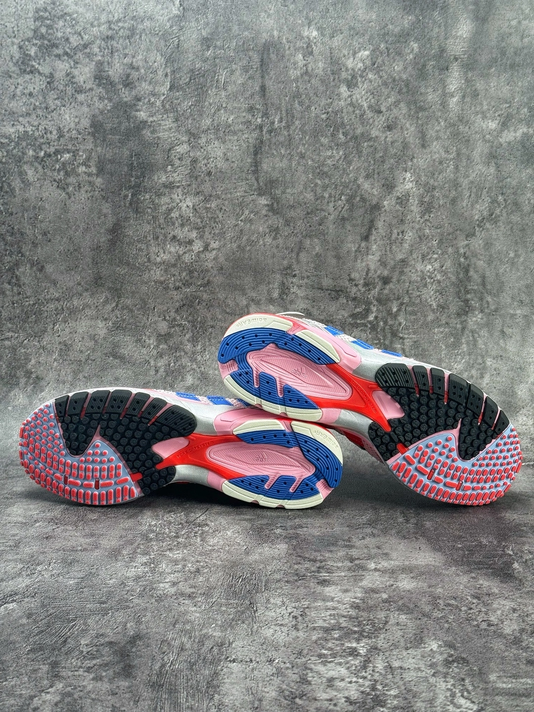 Flying pig-- 14i41s JP5997 Bad Bunny x originals SL 72 item: E-X070L2234B