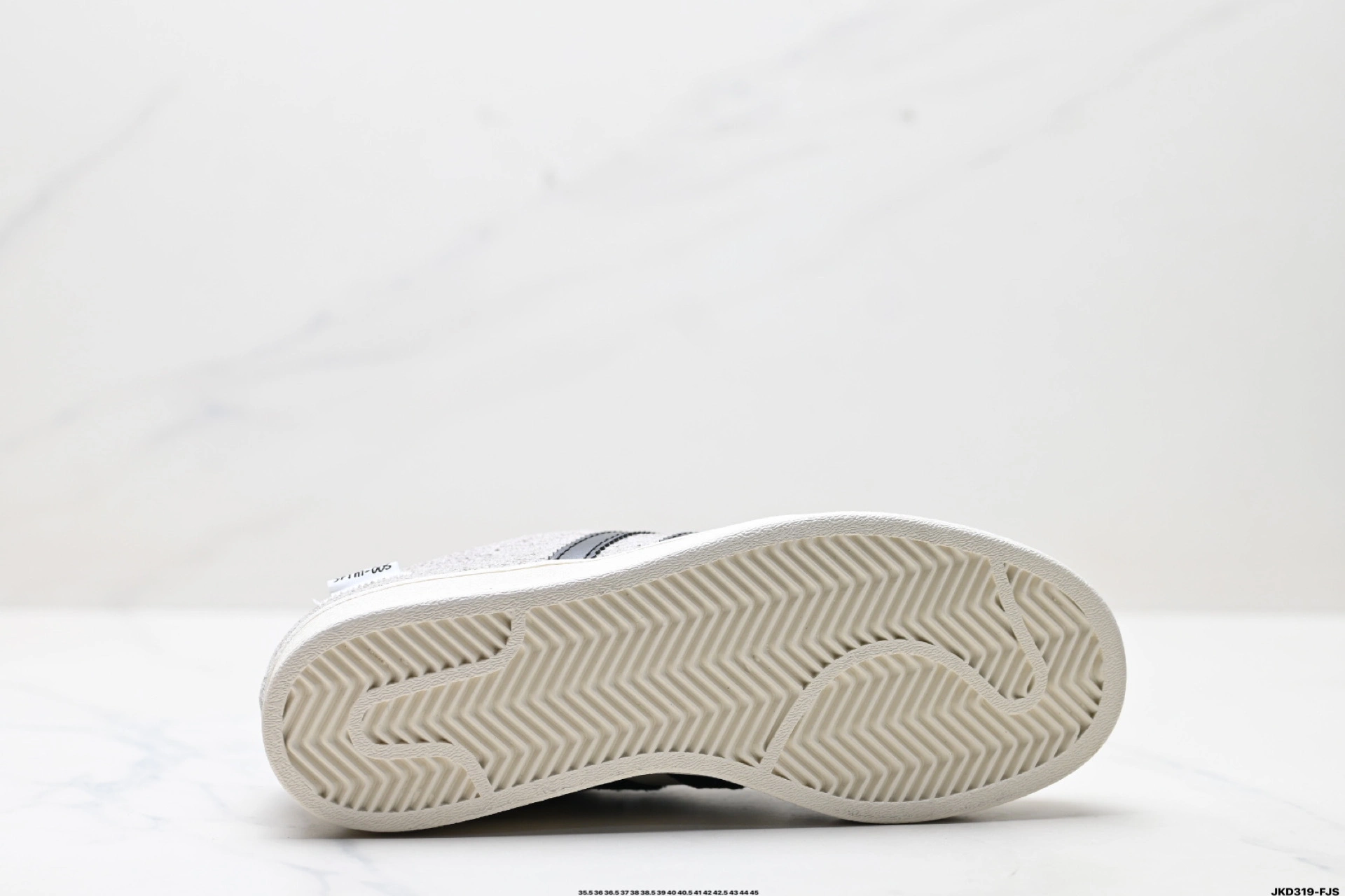 Flying pig-- 14i41s JQ0958 SFTM x Originals Superstar item: E-X085L2513B