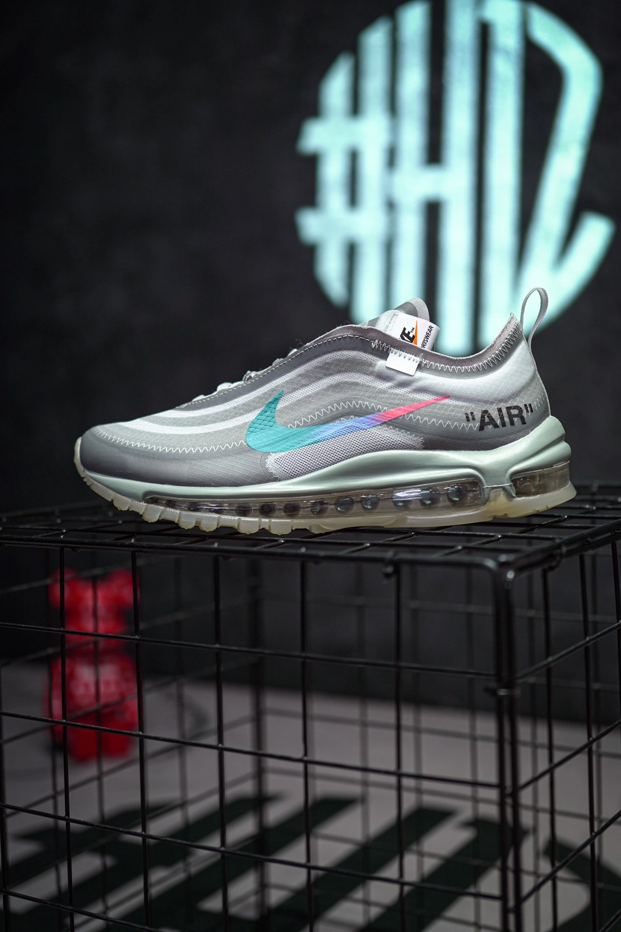 Flying pig-- AJ4585-101 item: D-X000A2497