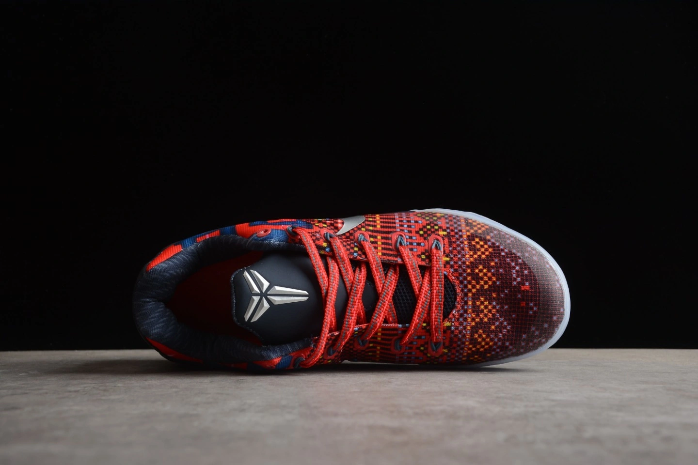 Flying pig- -B06B Kobe 9 Low 669630-604 item:C-X167C27112