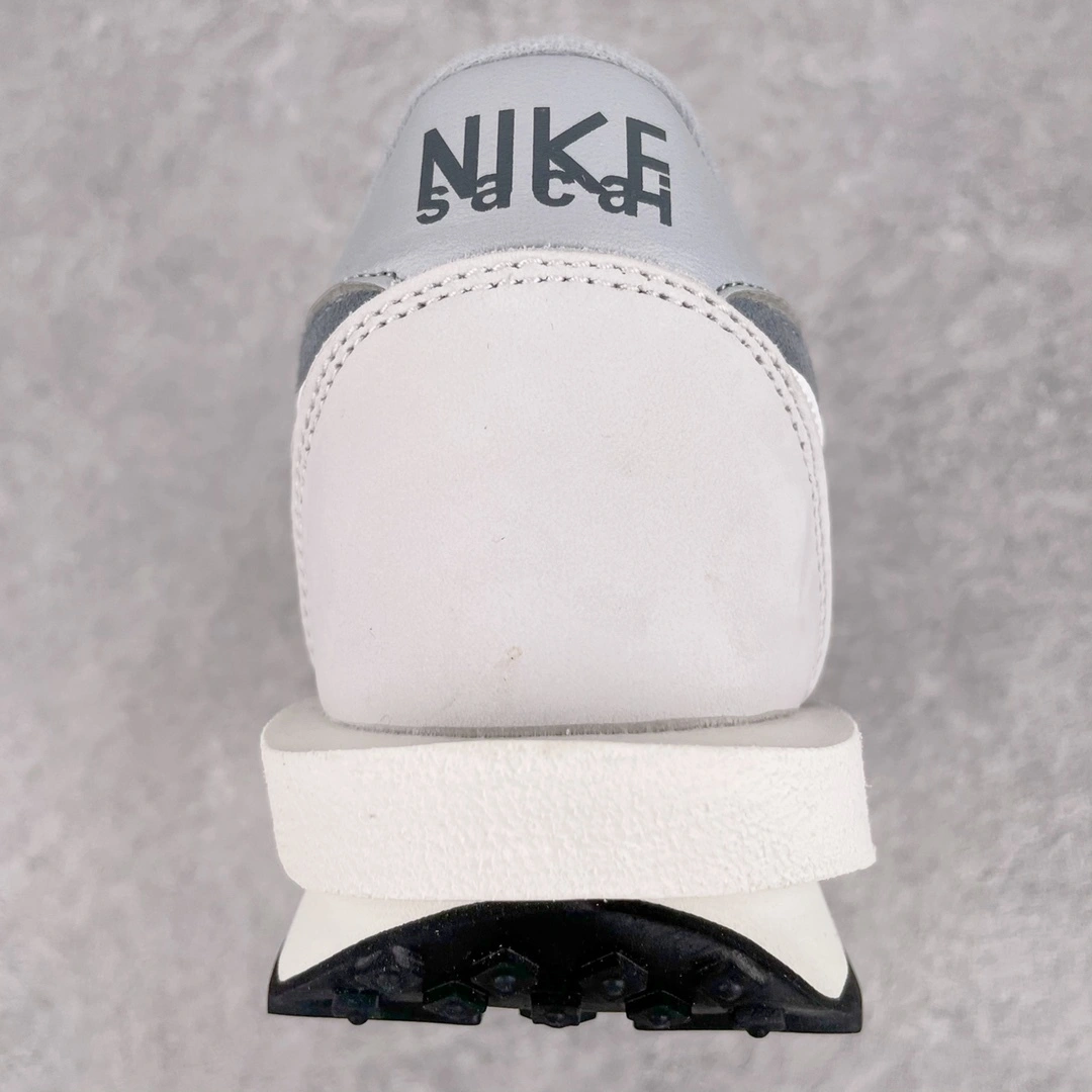 Flying pig-- BV0073-100 item: D-X036A2491