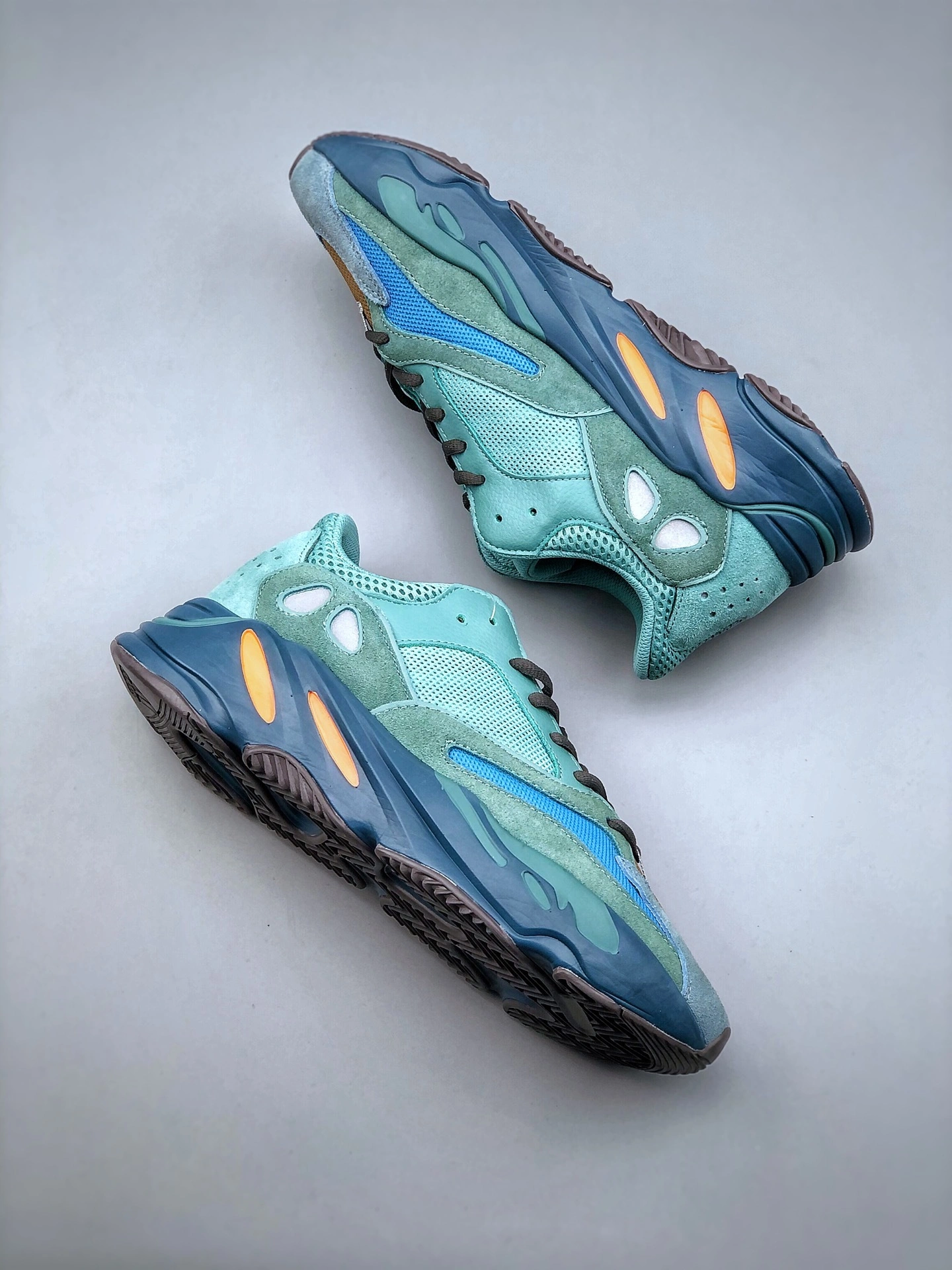 Flying pig-- Boost 700 V1"Bright Blue"700 GZ2002 item: C-X000K0125V