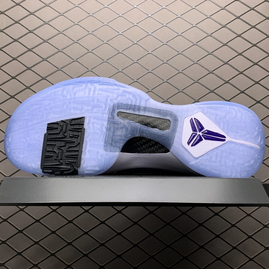 Flying pig-- CD4991-500 item: D-X319A2726