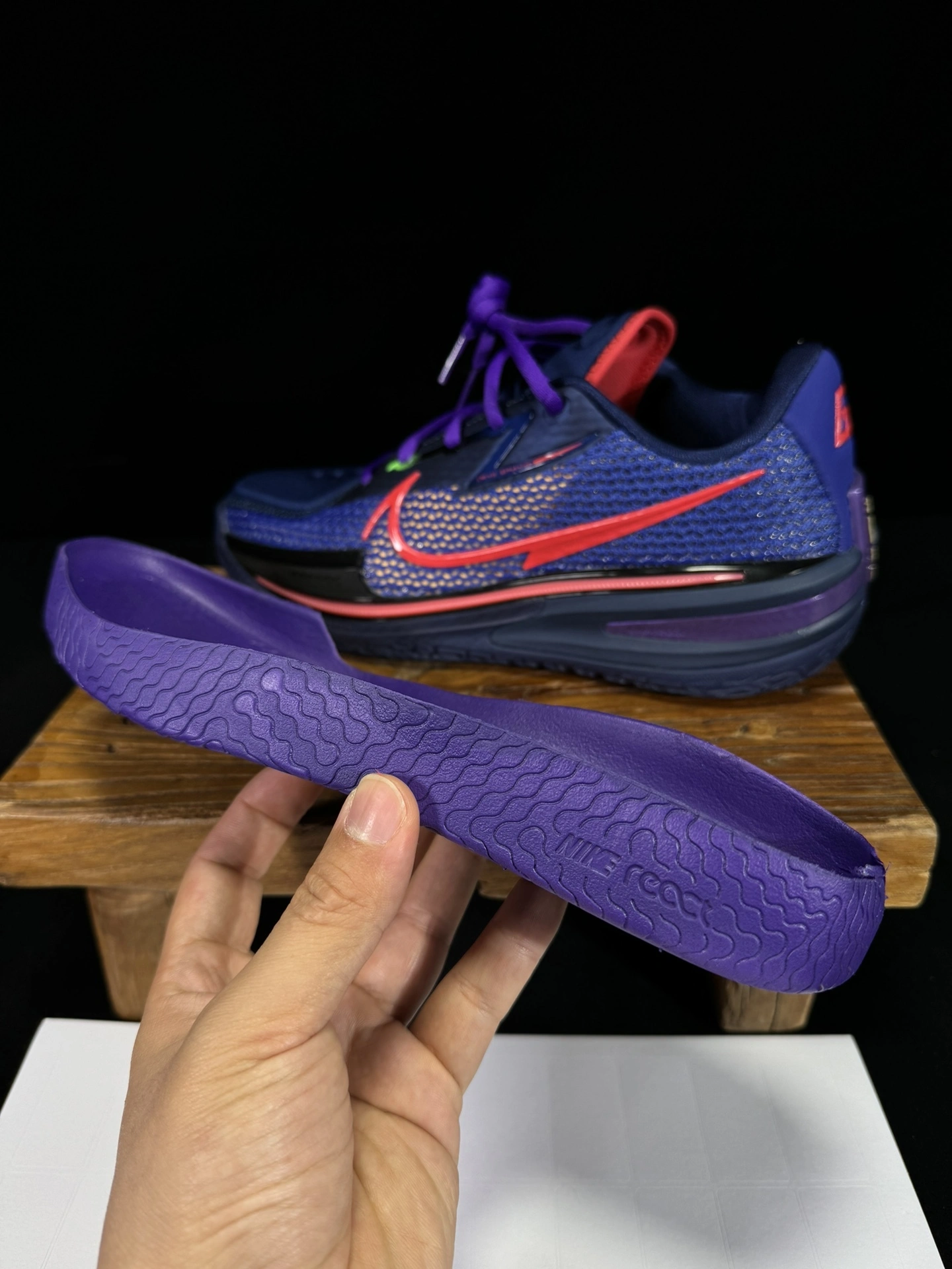 Flying pig-- CZ0175-400 item: D-X578A2745
