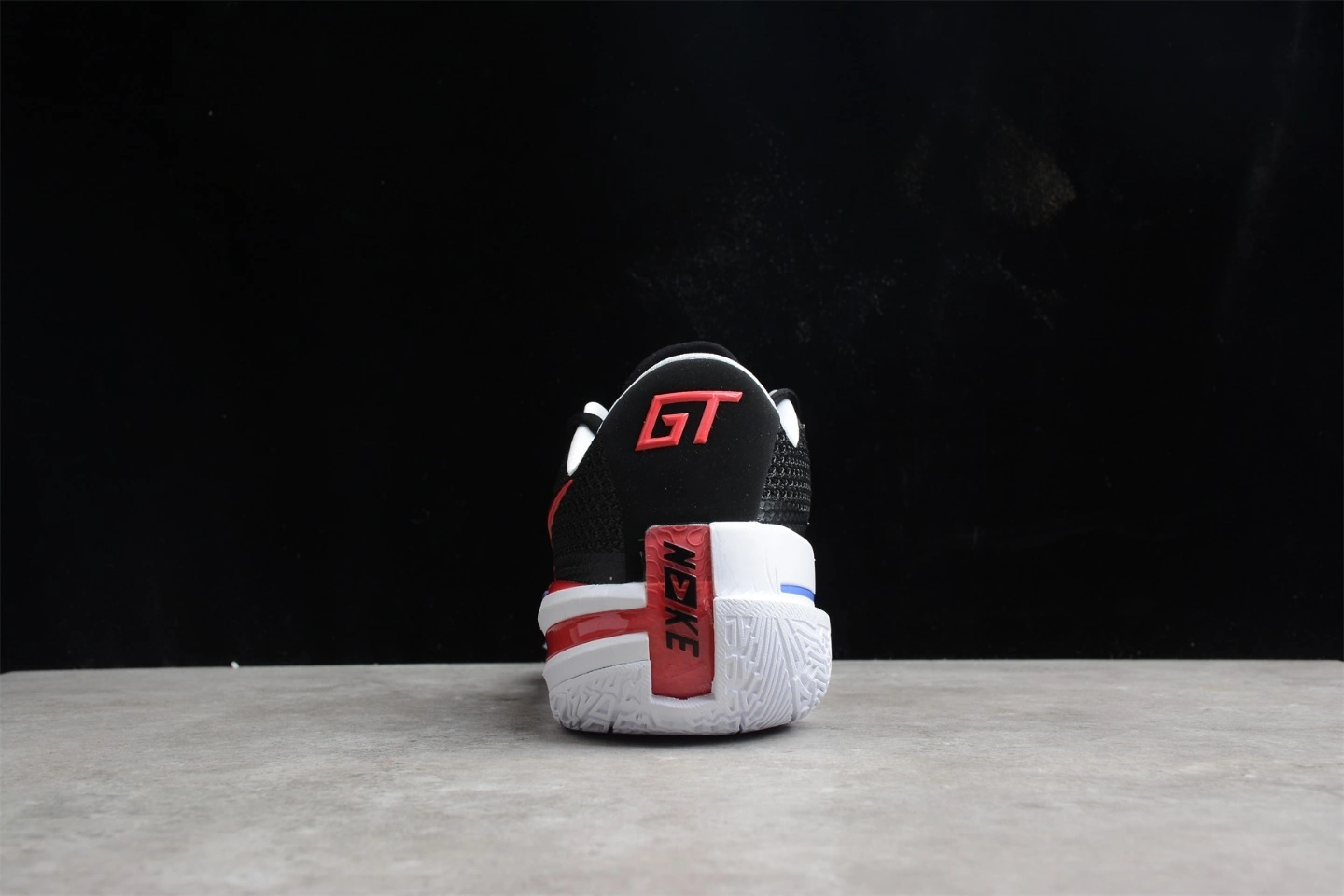 Flying pig-- CZ0176-003 item: D-X349A2606