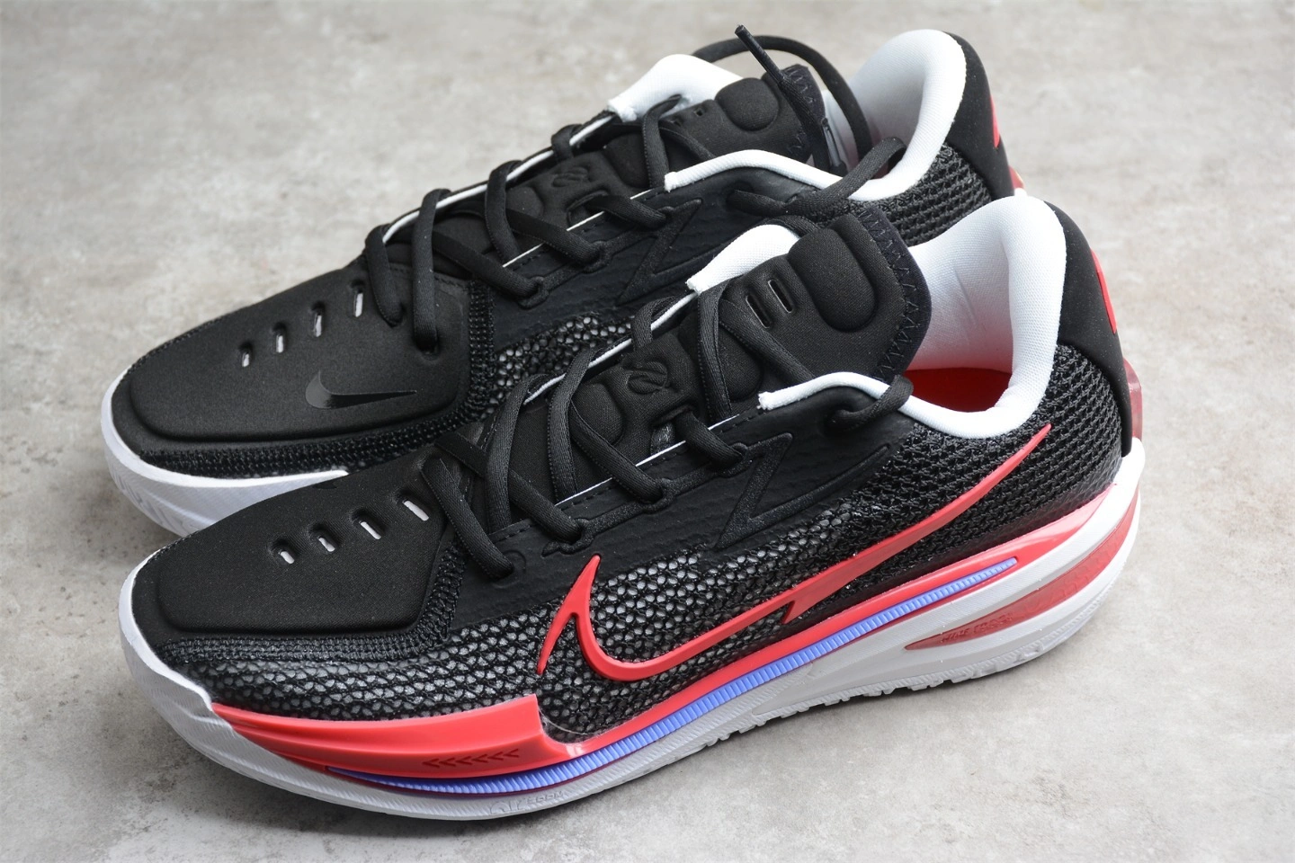 Flying pig-- CZ0176-003 item: D-X349A2606