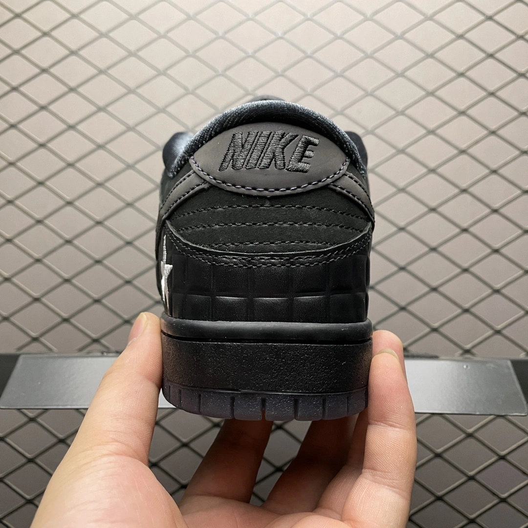 Flying pig-- DJ1159-001 item: D-X319A2510