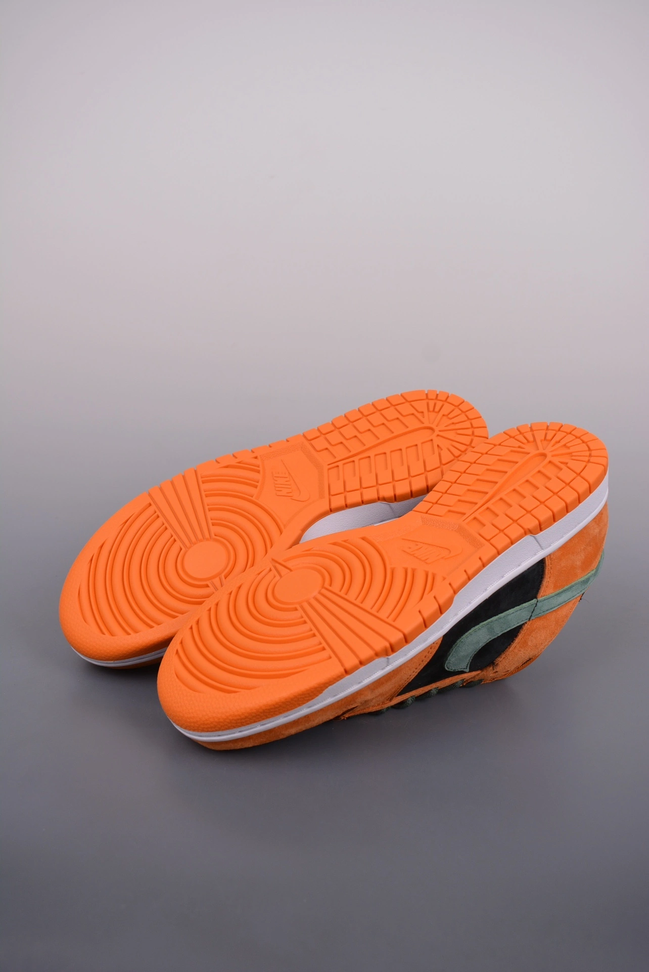 Flying pig-- Dunk Low DA1469 001HS item:C-X000H2602Y